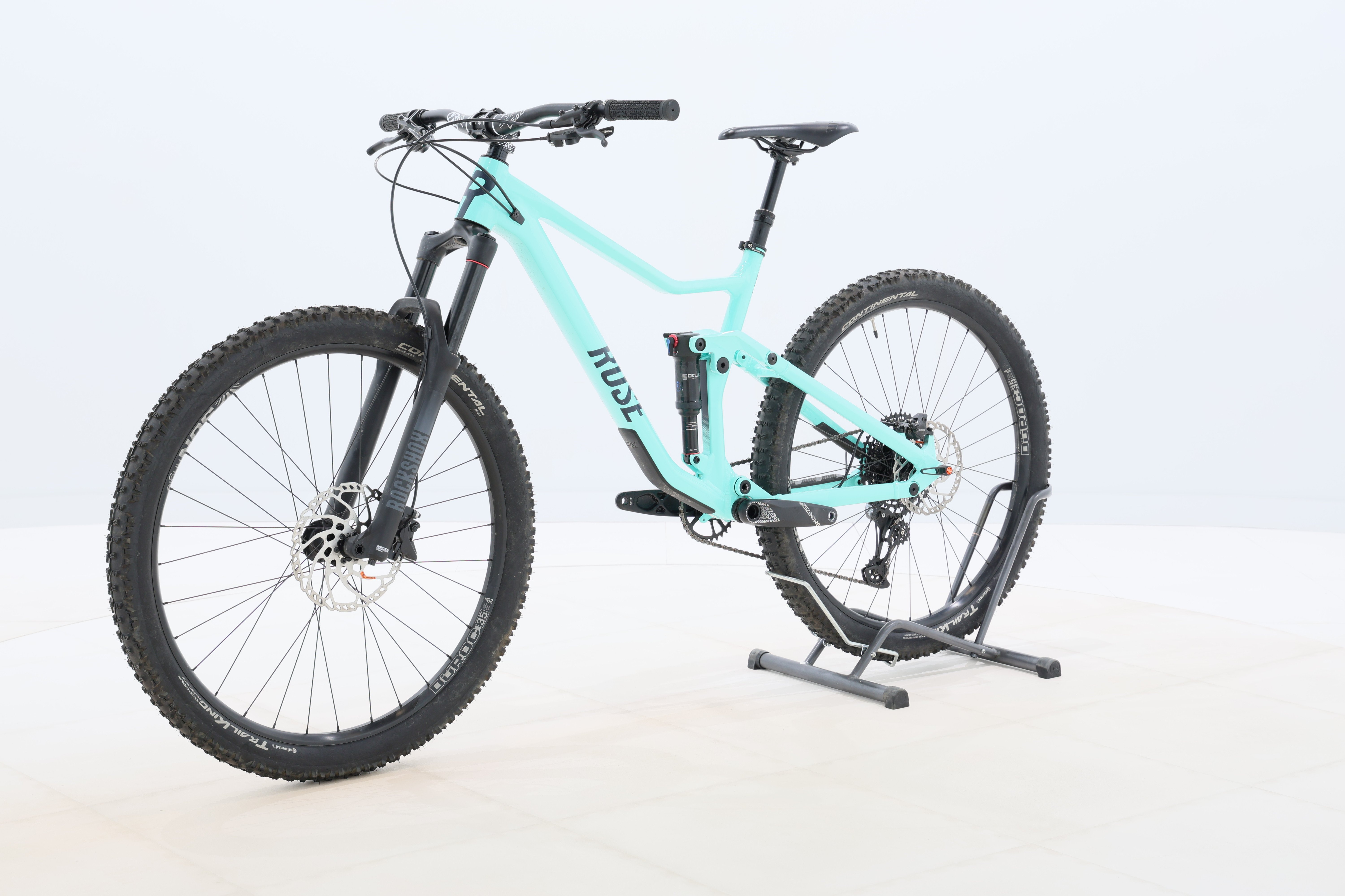 4d4848d4-917f-4ffd-a489-9848aa0d5b93