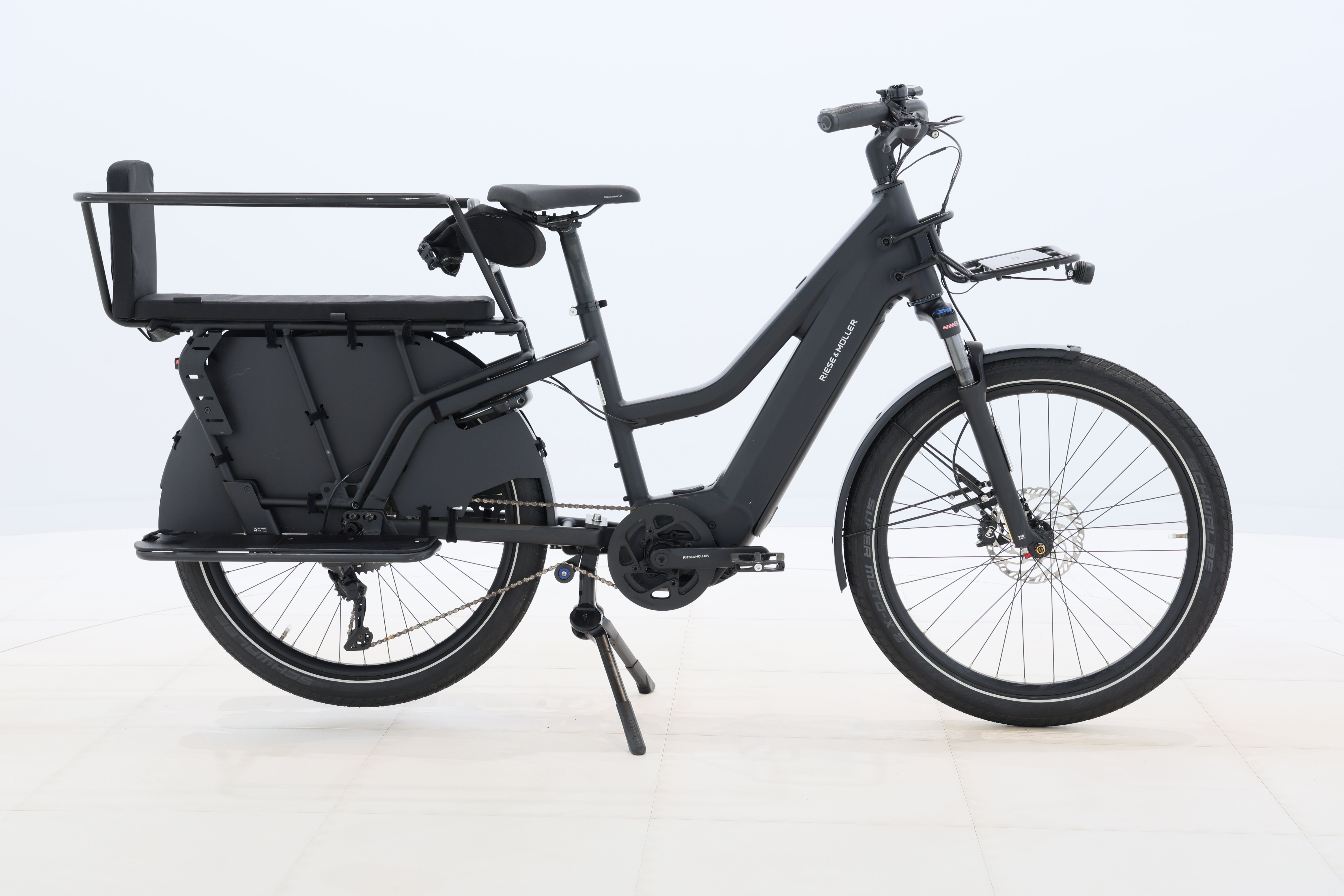 682722ad-8c37-43a6-b7b3-8b681bbb254a