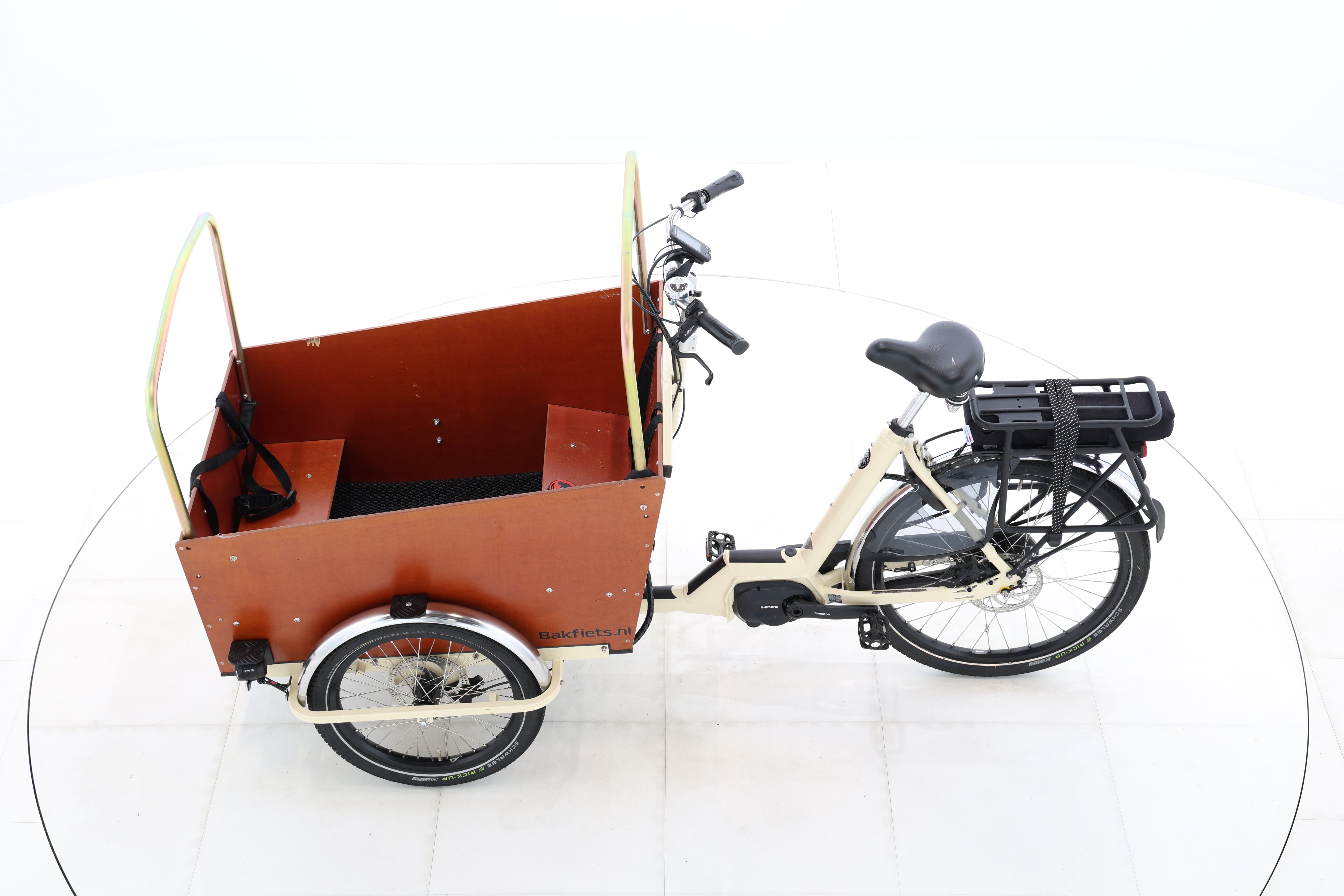 b6e64f68-e35b-4ebc-90ca-7851966854ed