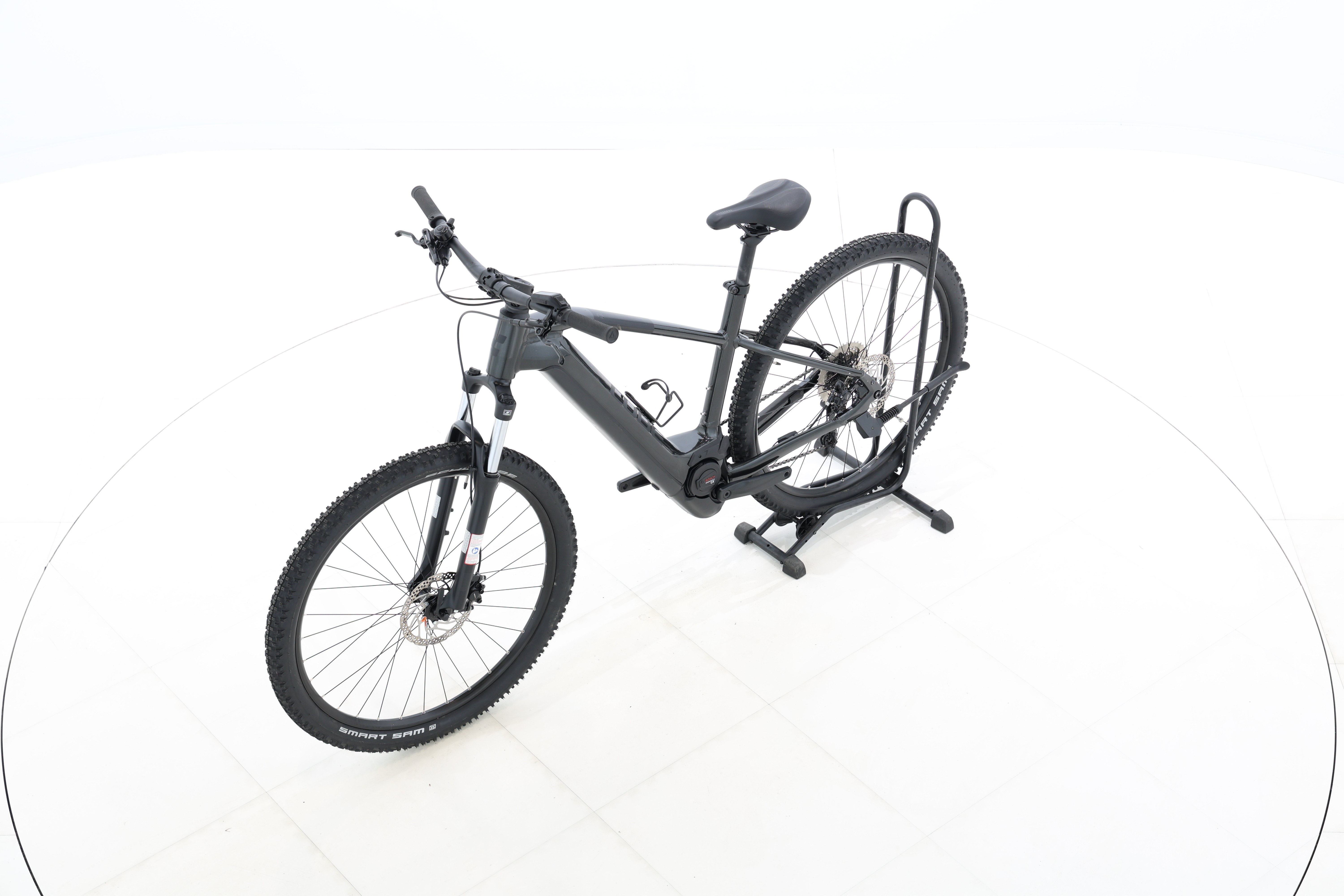 ee0efa12-d907-471c-9a3b-e1fc9815f80f