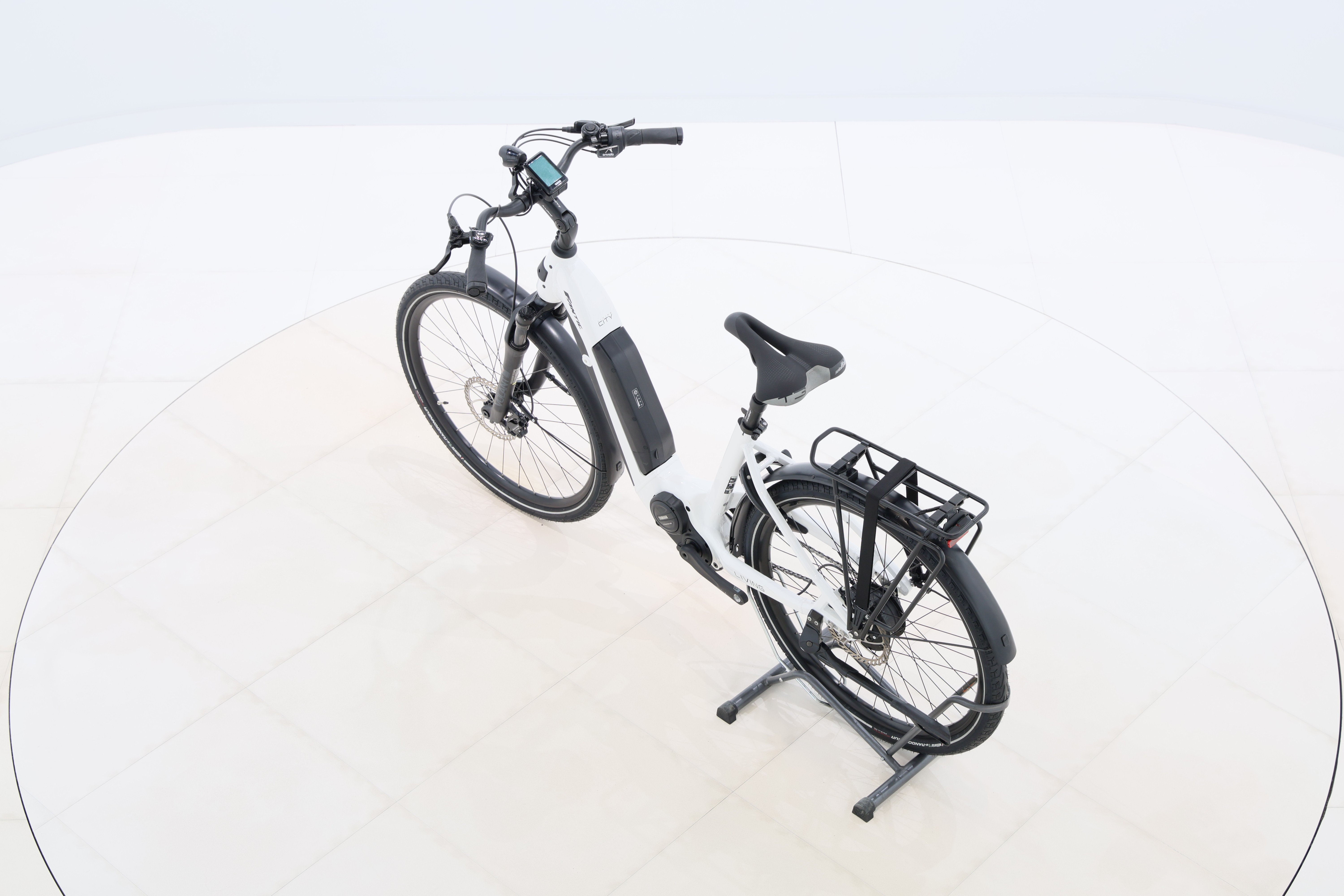 a698e9d2-1d68-4eed-8e8e-c861af3b2018