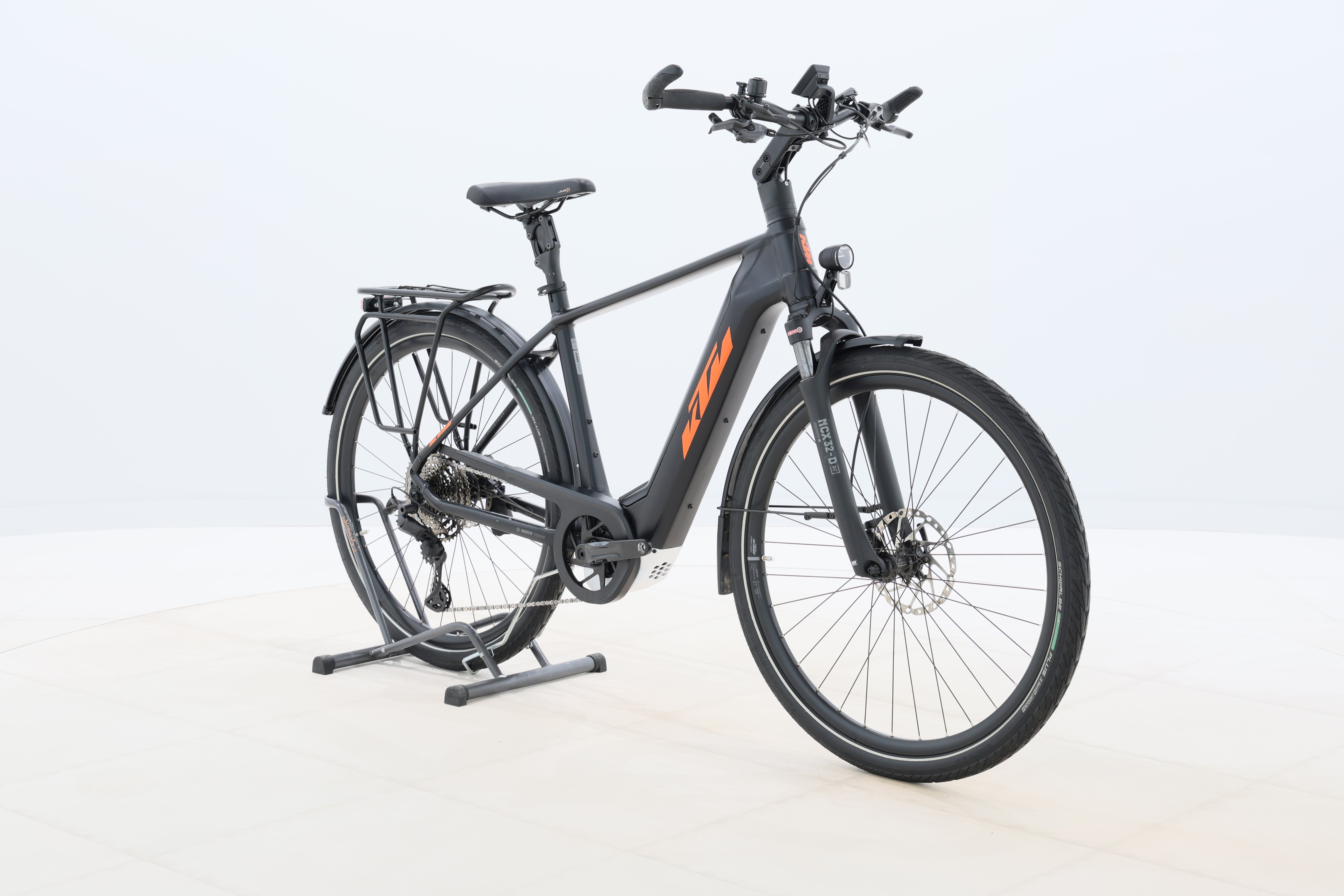 f0f5d613-d24b-47d6-a586-c083cc17fbda