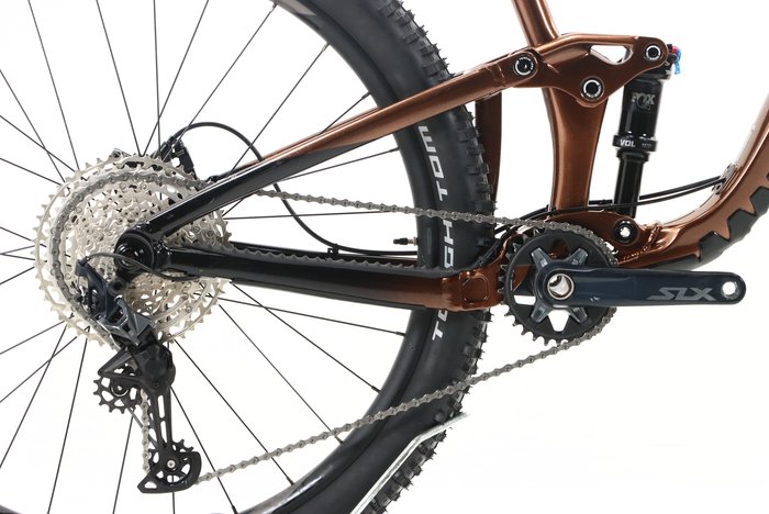 Giant Trance 1 2022