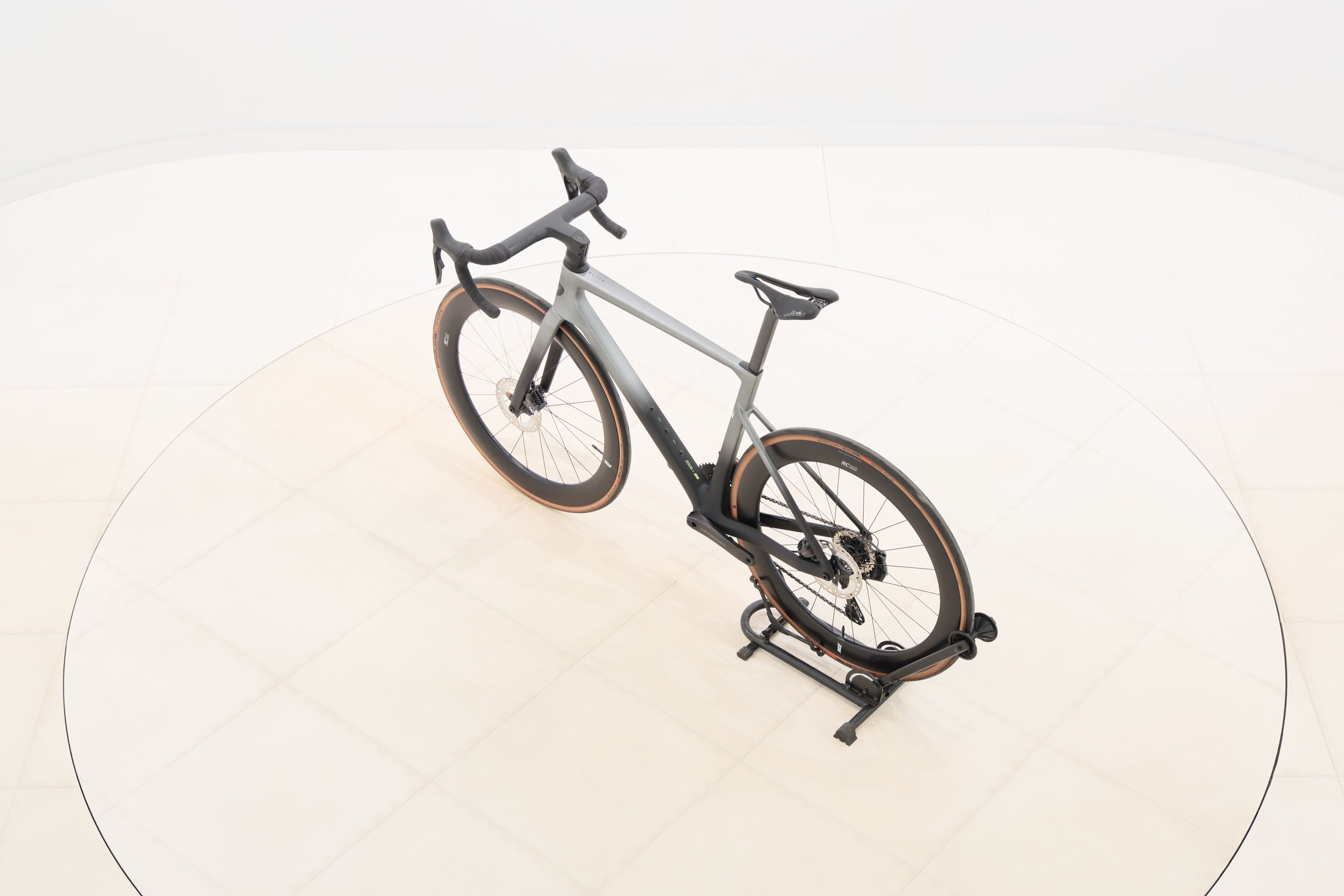 d6ca6e67-76ac-446f-bd3d-454c273c23fb