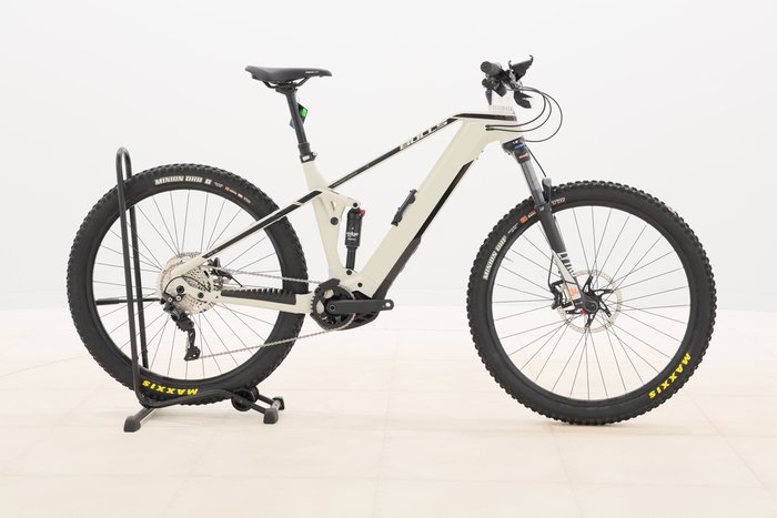 Bulls SONIC EVO TR 1 750 2023