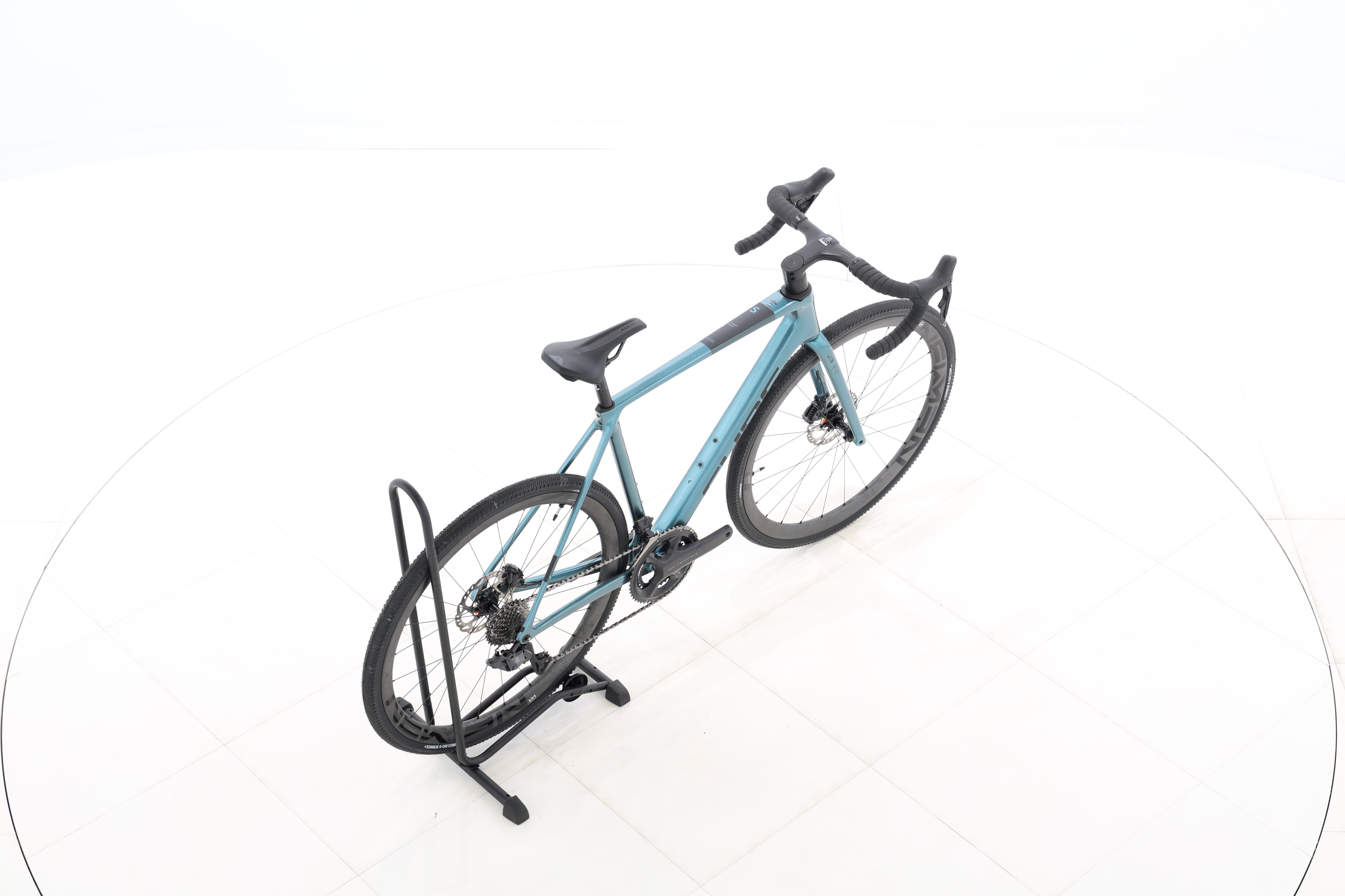 e51db9f3-279f-4d5f-b279-7cc0e829f68b