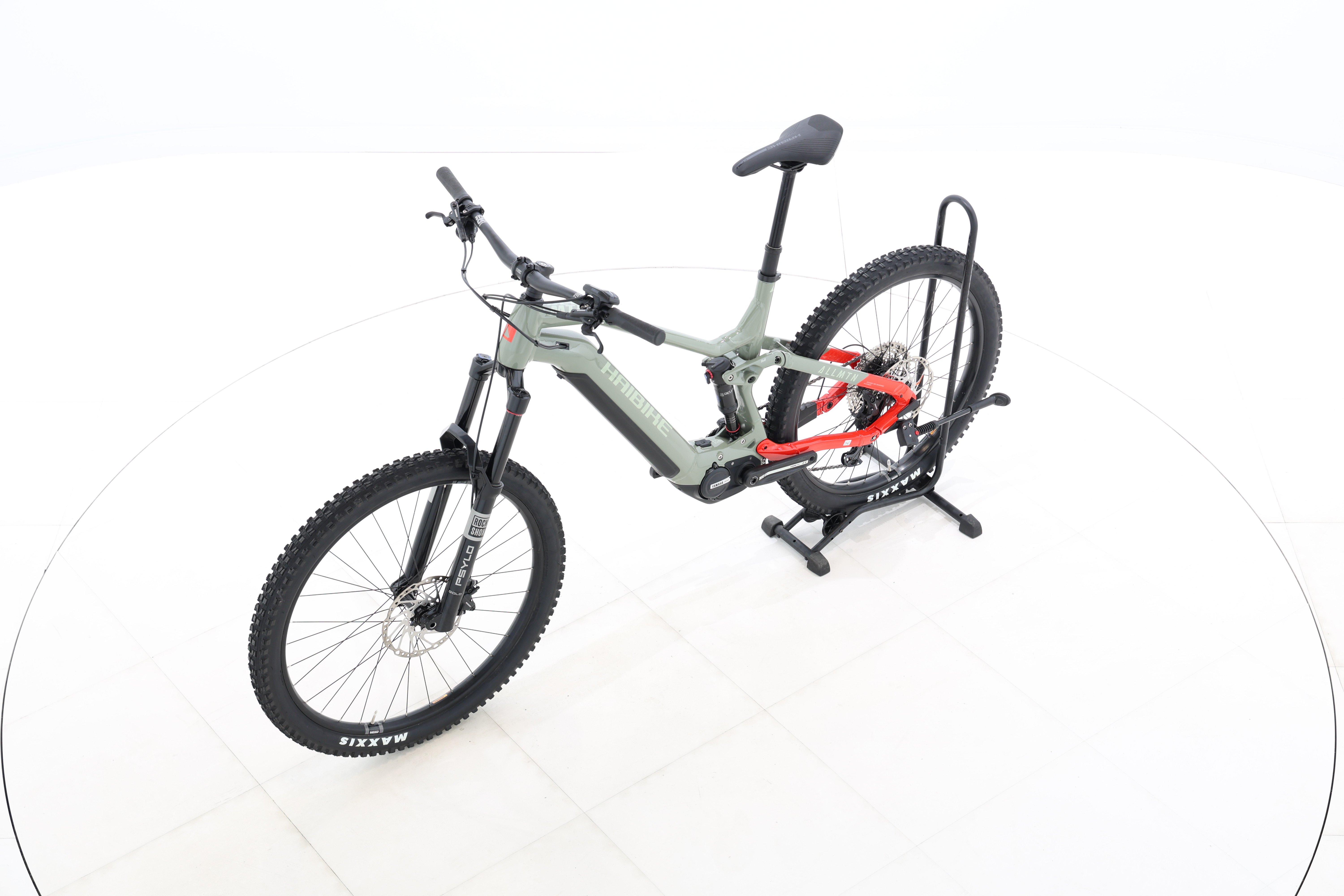 33673834-865e-46c9-b93b-75b41de2cf2a