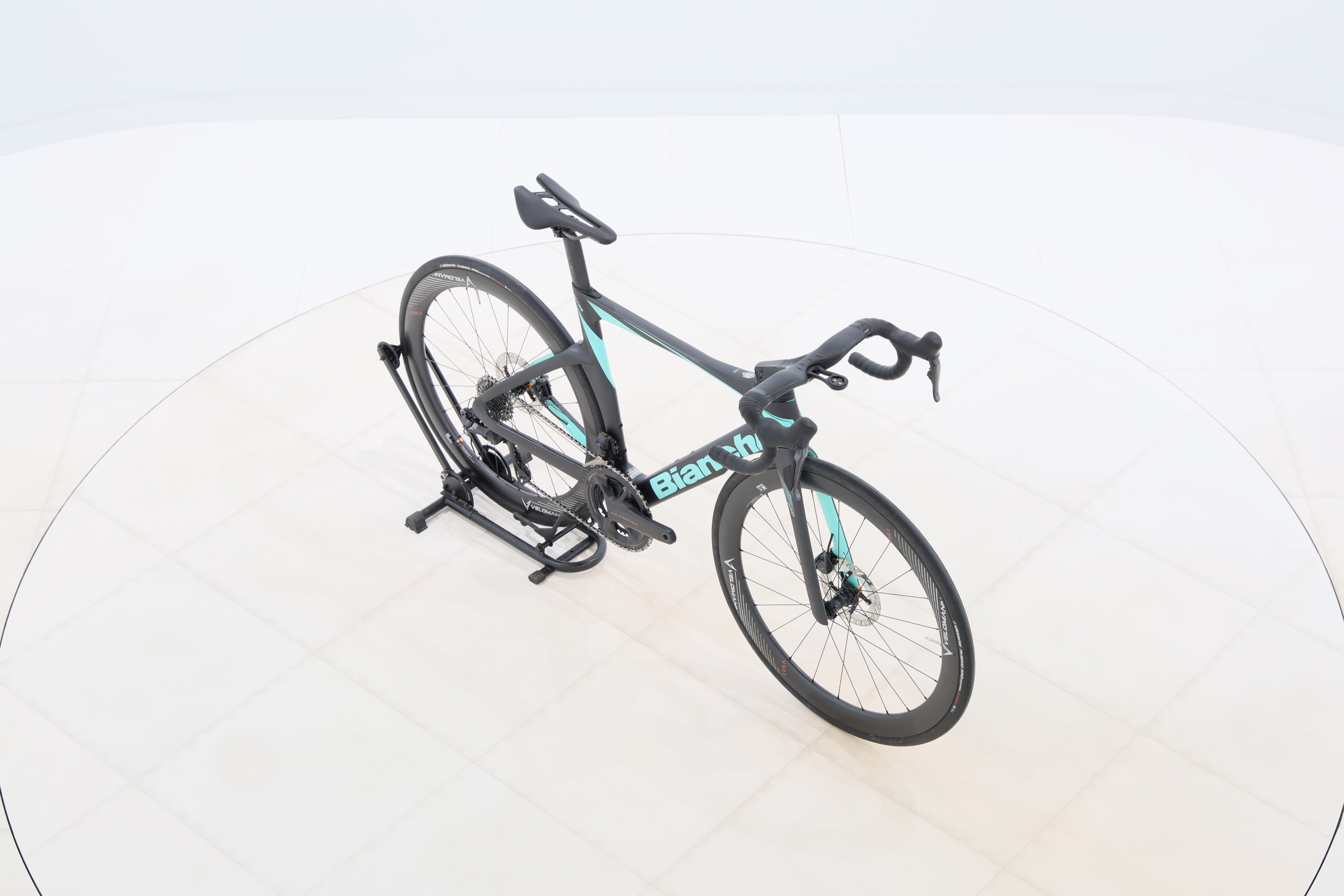 eb0dfd76-c541-414d-9980-778a9edd6ad3