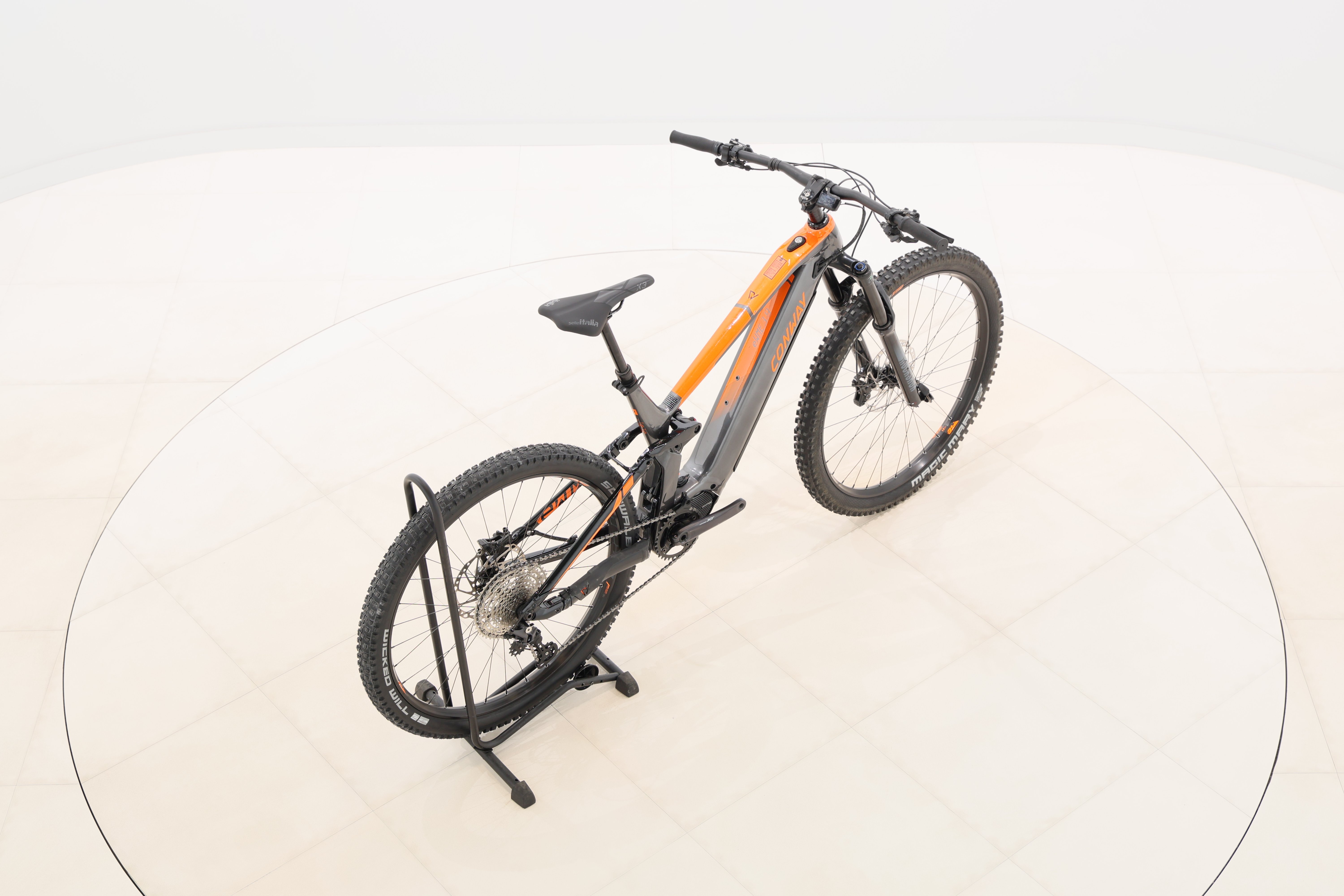 af5654d9-cfa0-4665-ae11-d6328b9ec6a9