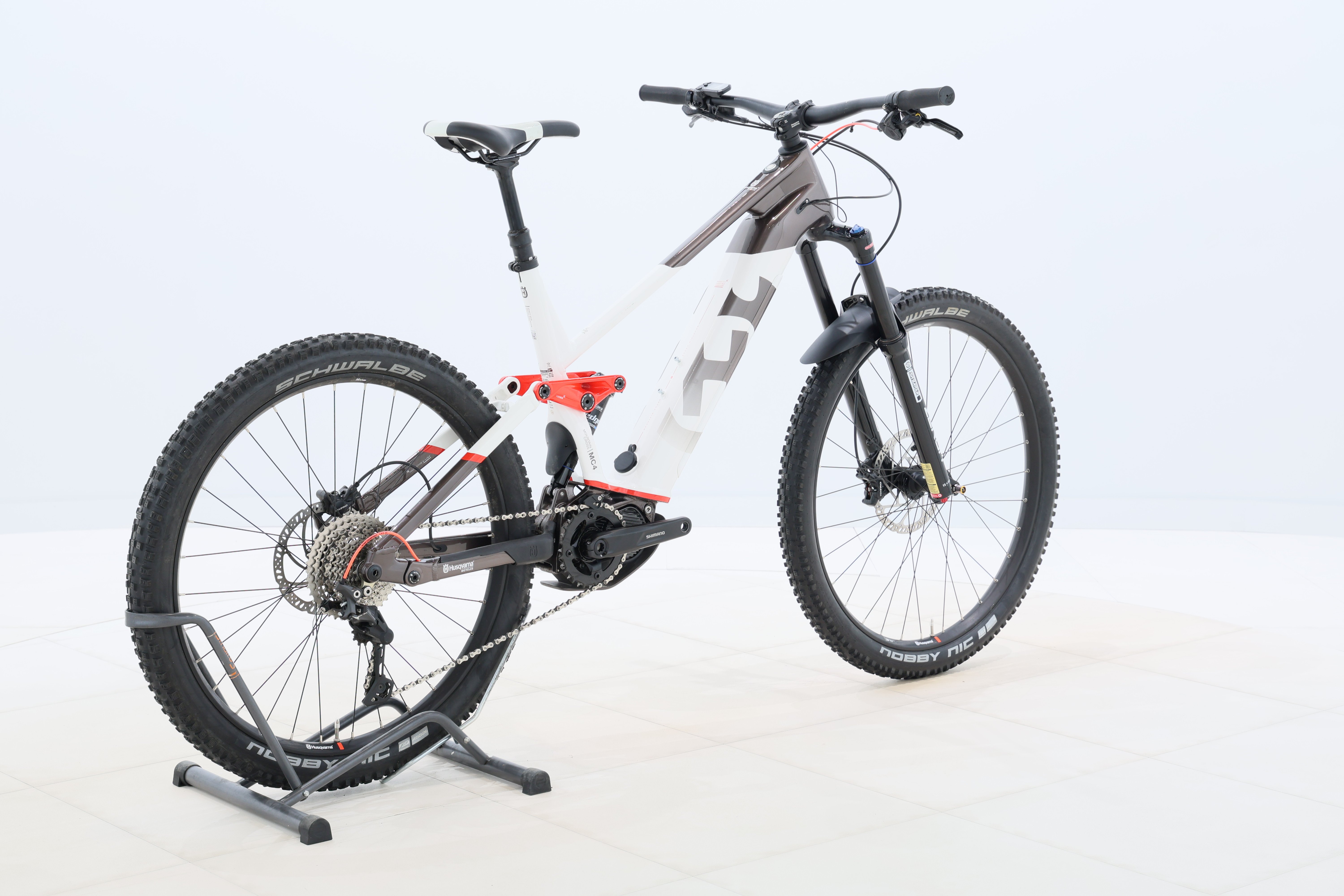 ee4311eb-0e04-440e-92aa-d199522671a6