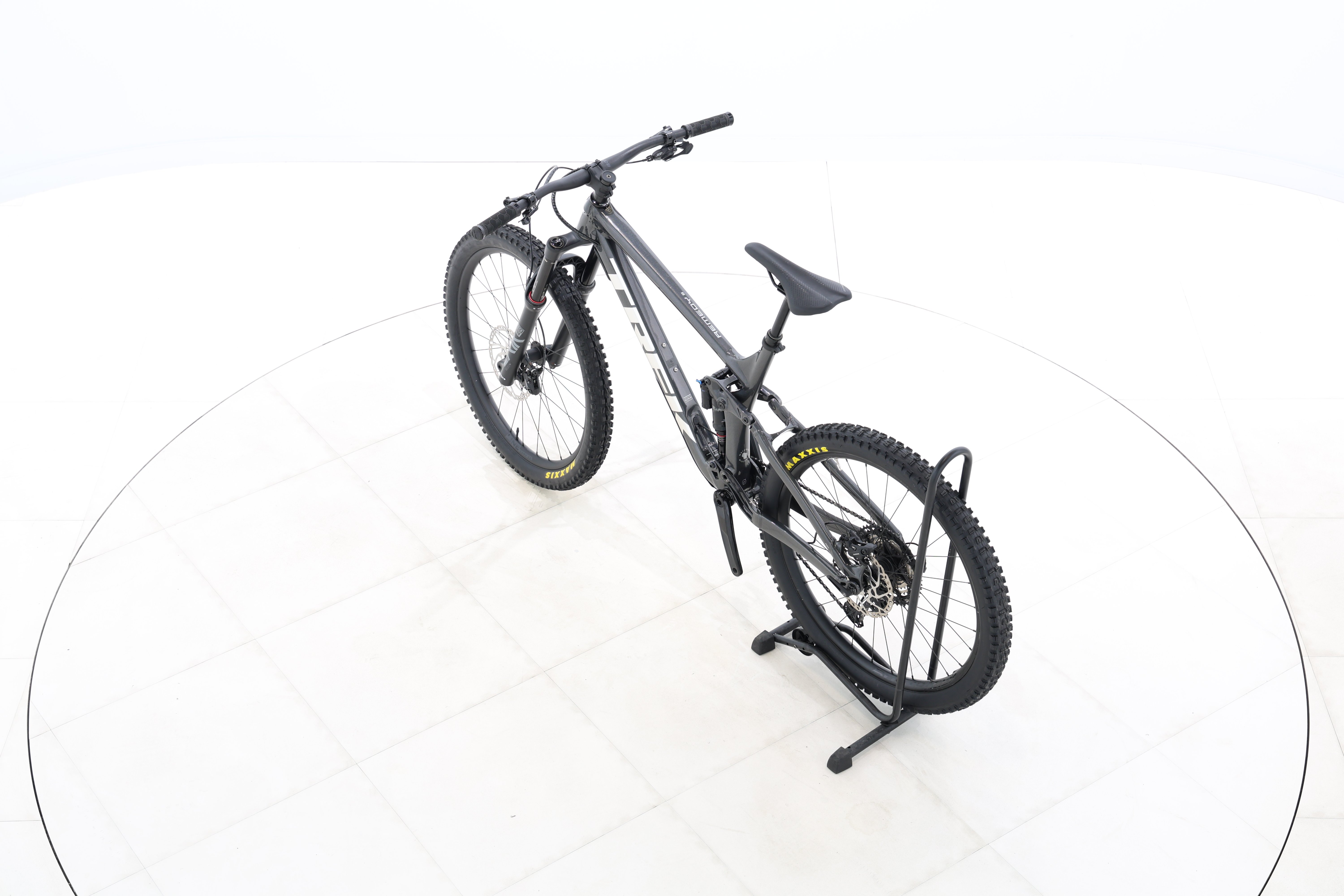 948953b1-c92e-4c12-8151-2153ad3597bc