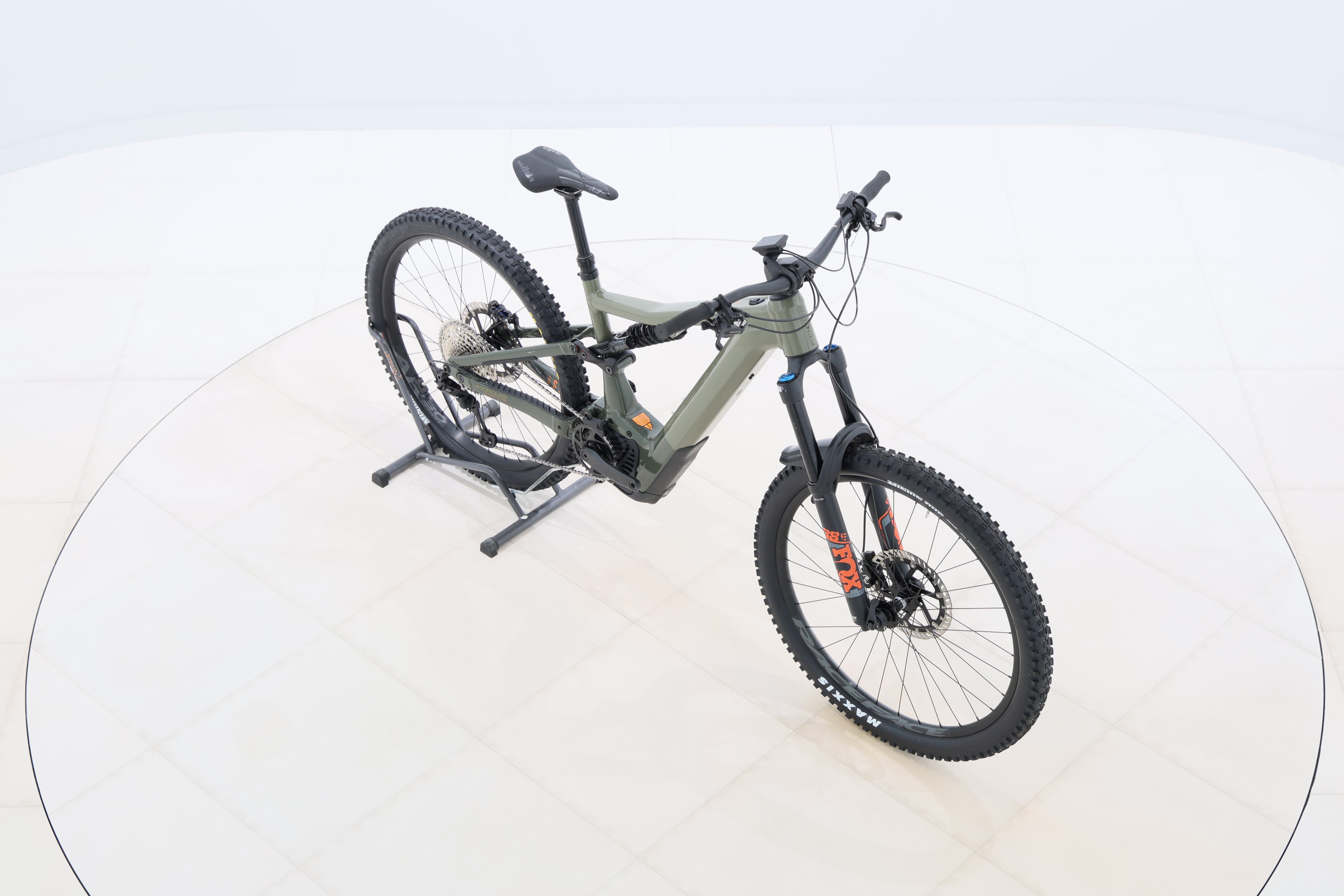 e222e97e-364e-4af0-8c21-33564a1d07f6