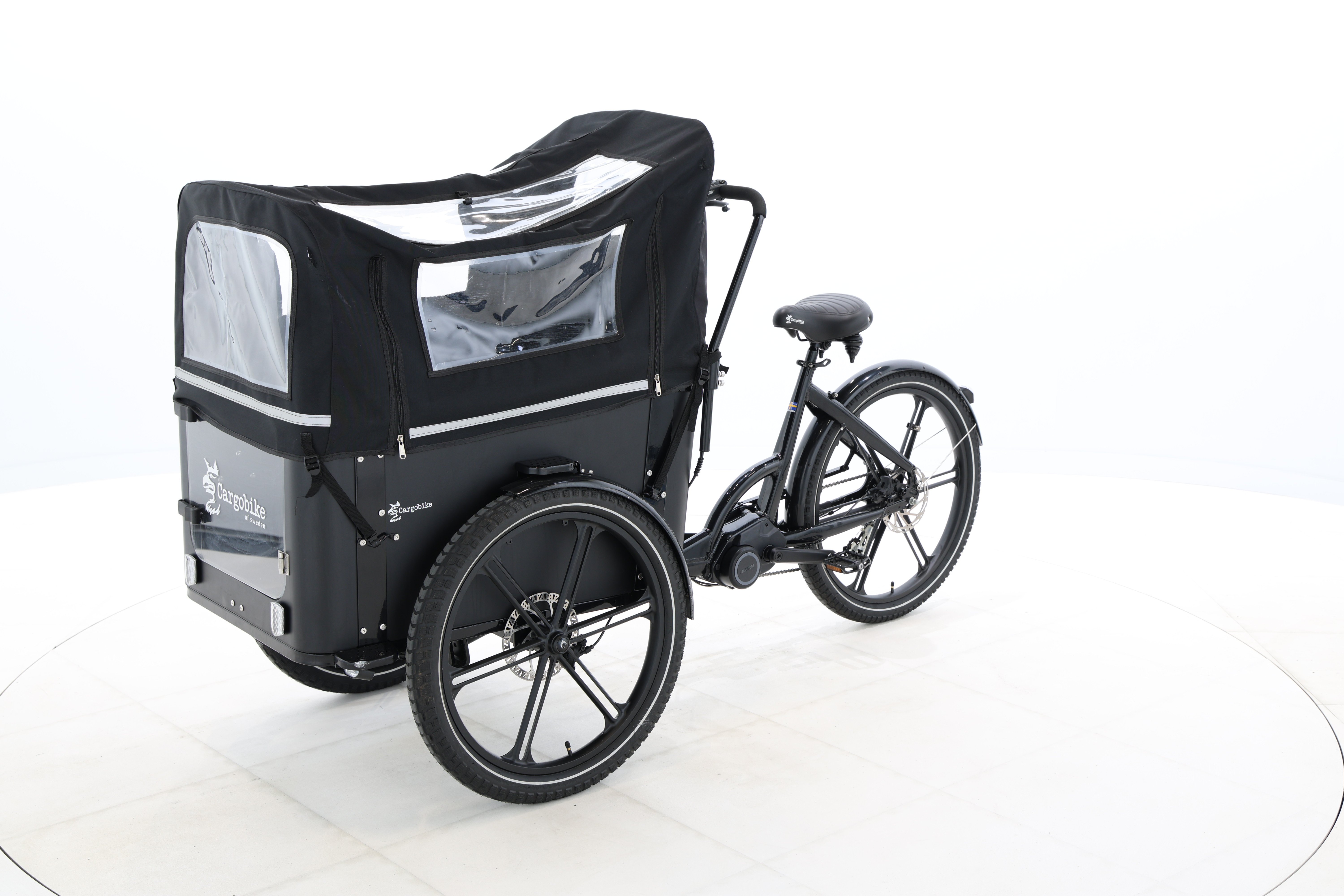 8c53ff02-2efe-4e28-8549-407862ab2758