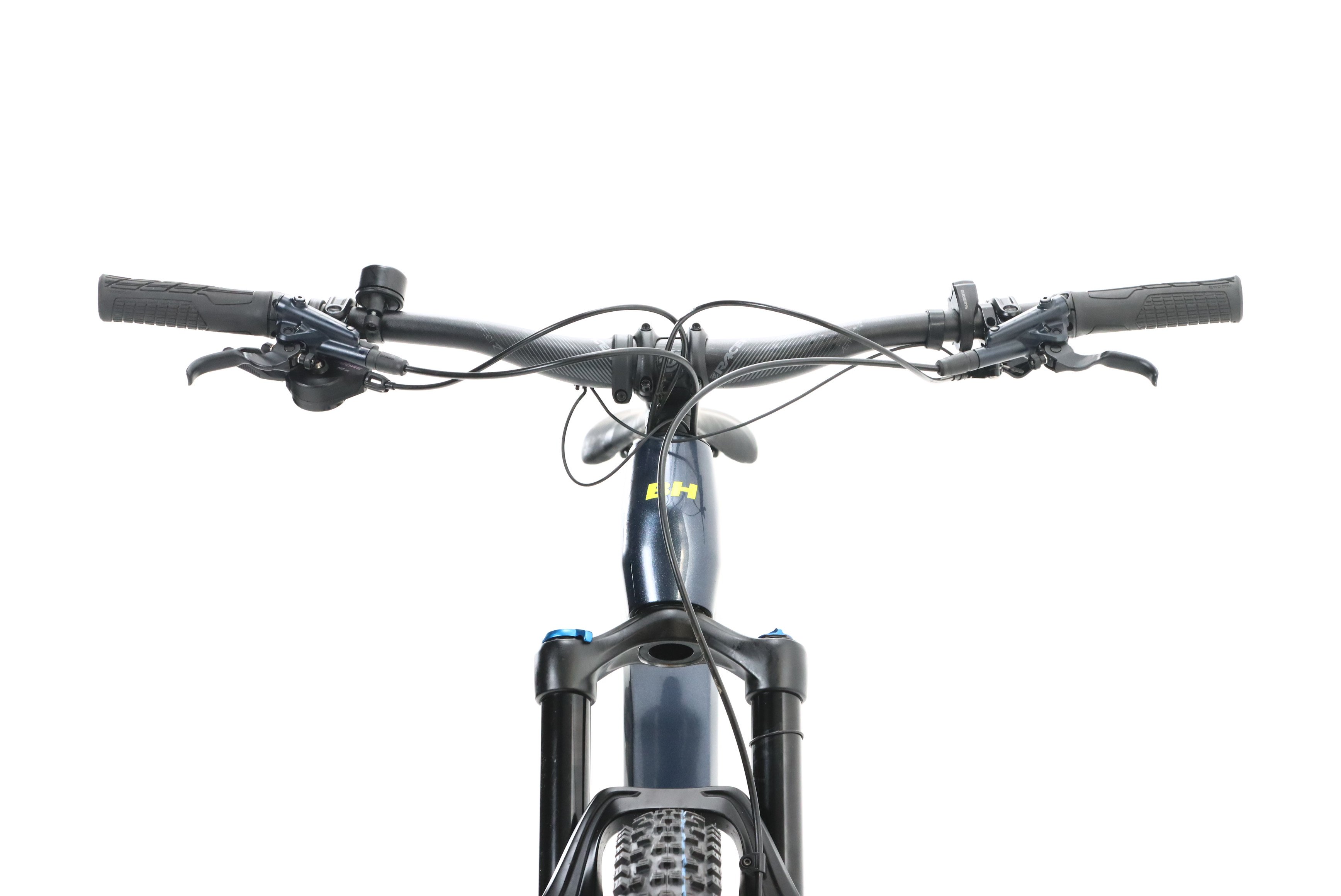 945da083-facd-4b1b-8e2e-a3d23d5e40ab