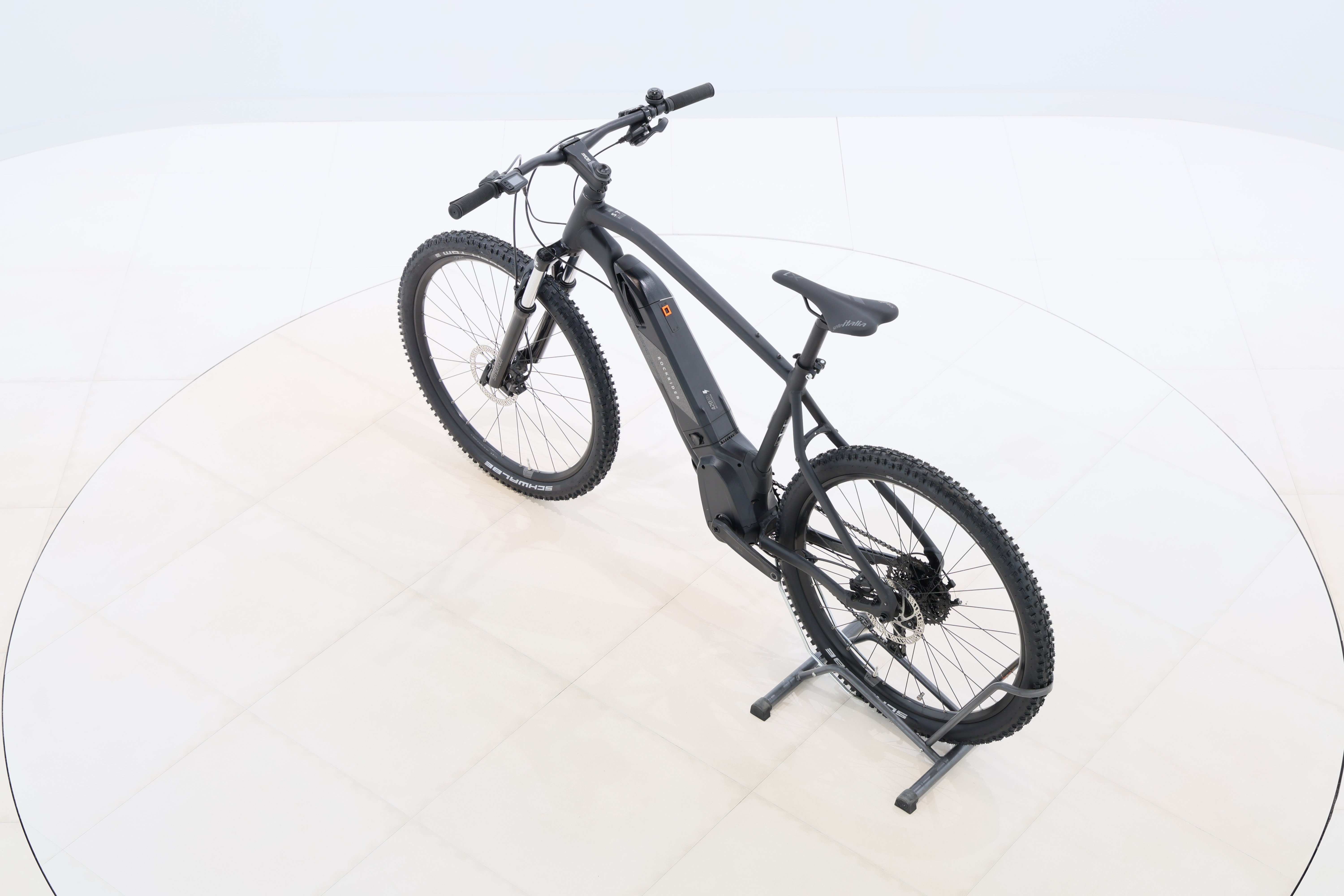 fbcc3c84-5144-4bf8-a94e-e844e84f5820