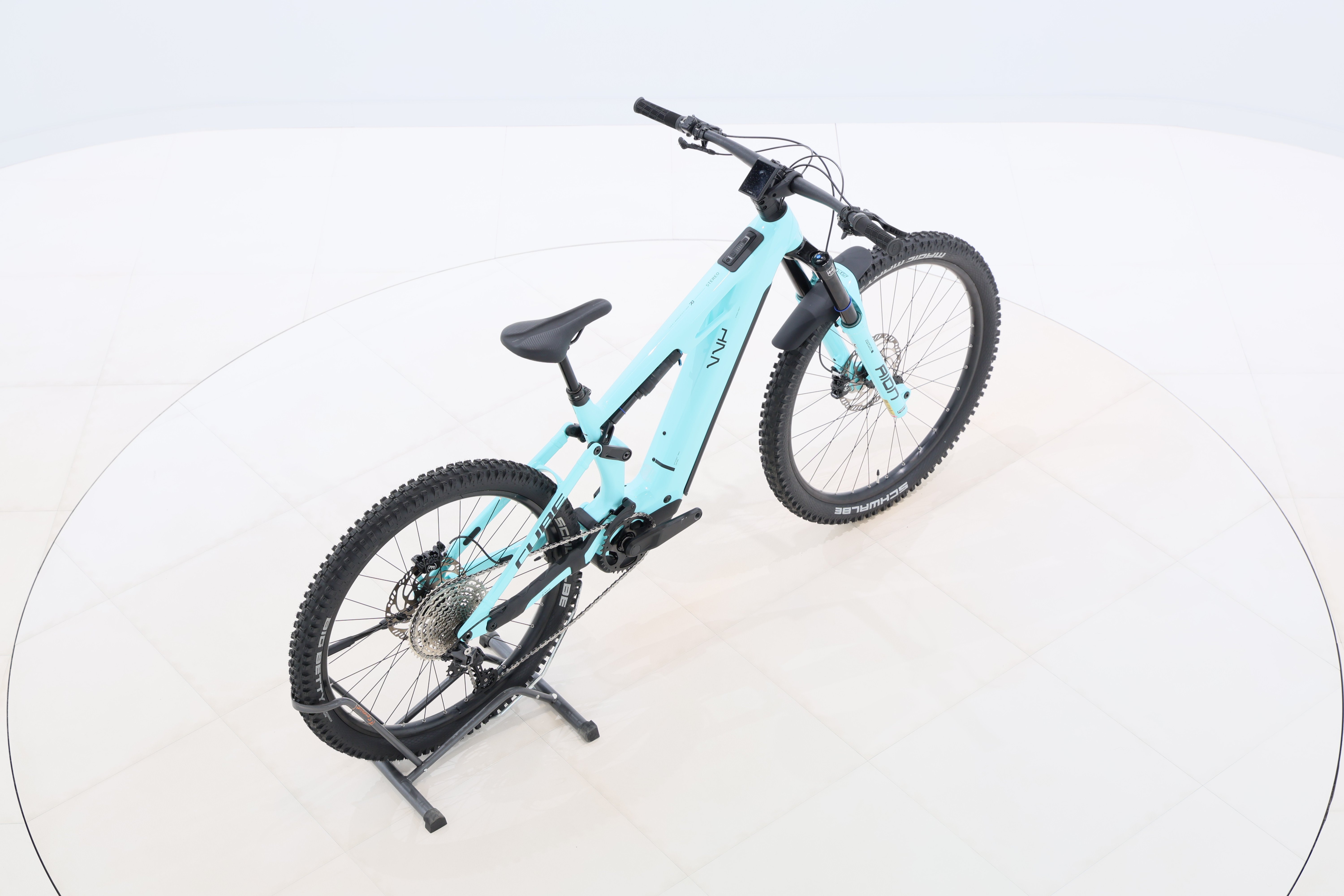 eb05f38d-1a64-4d5a-8d24-aca17552f4a9