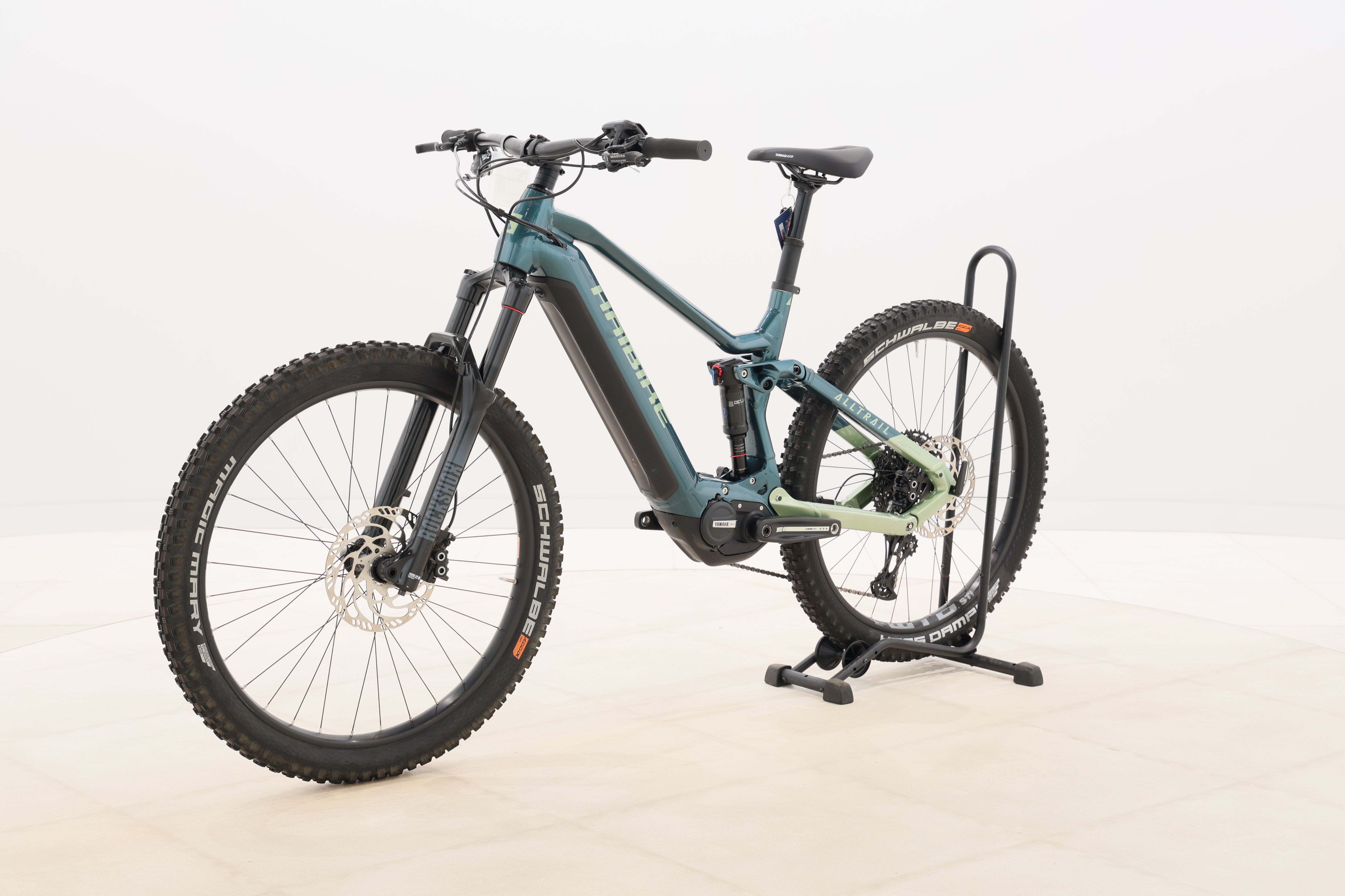 d19d9e4e-1645-4f1e-aa94-4c9301b2c2b0
