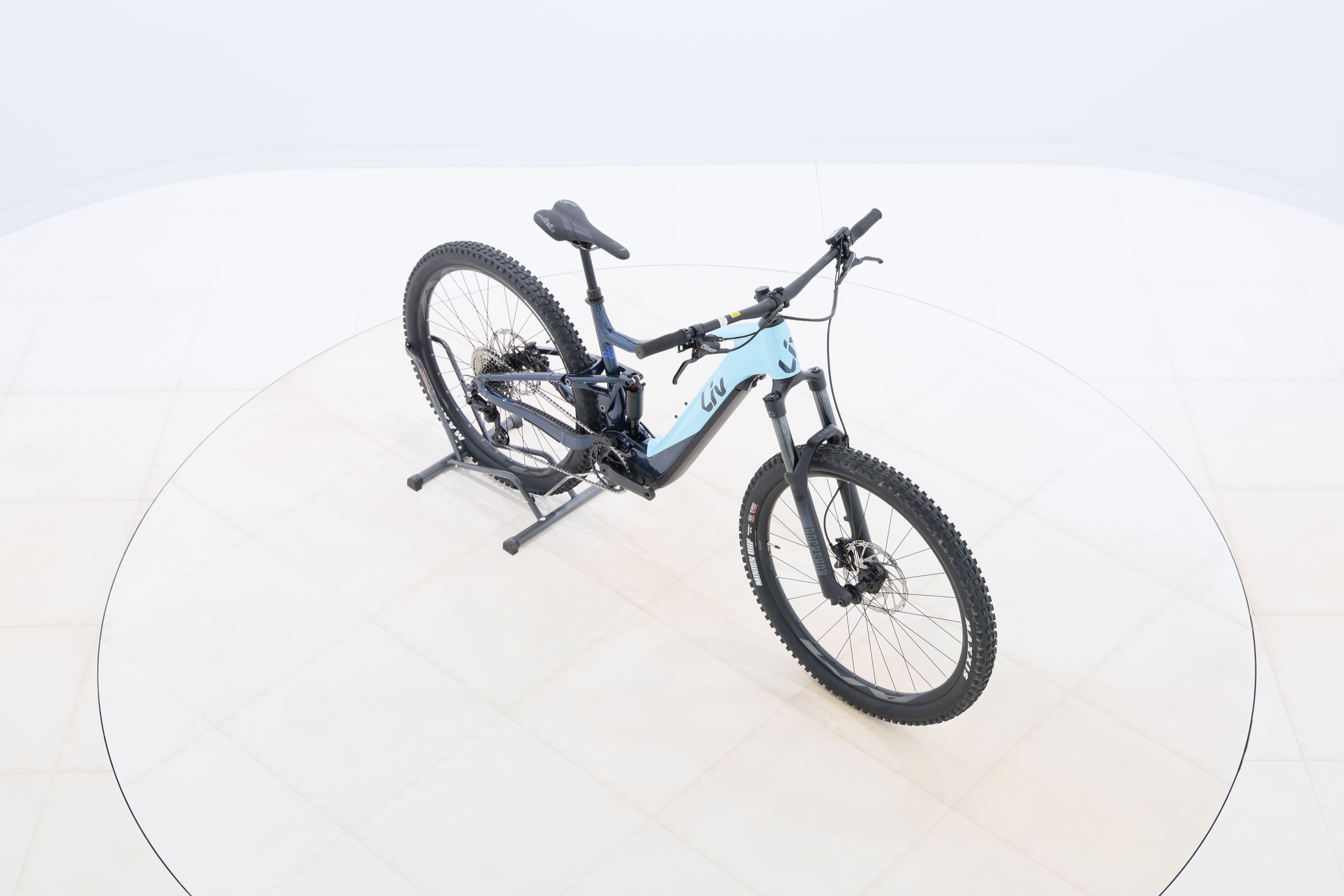 b16dc6b6-cc96-46f8-9633-55d455834dda