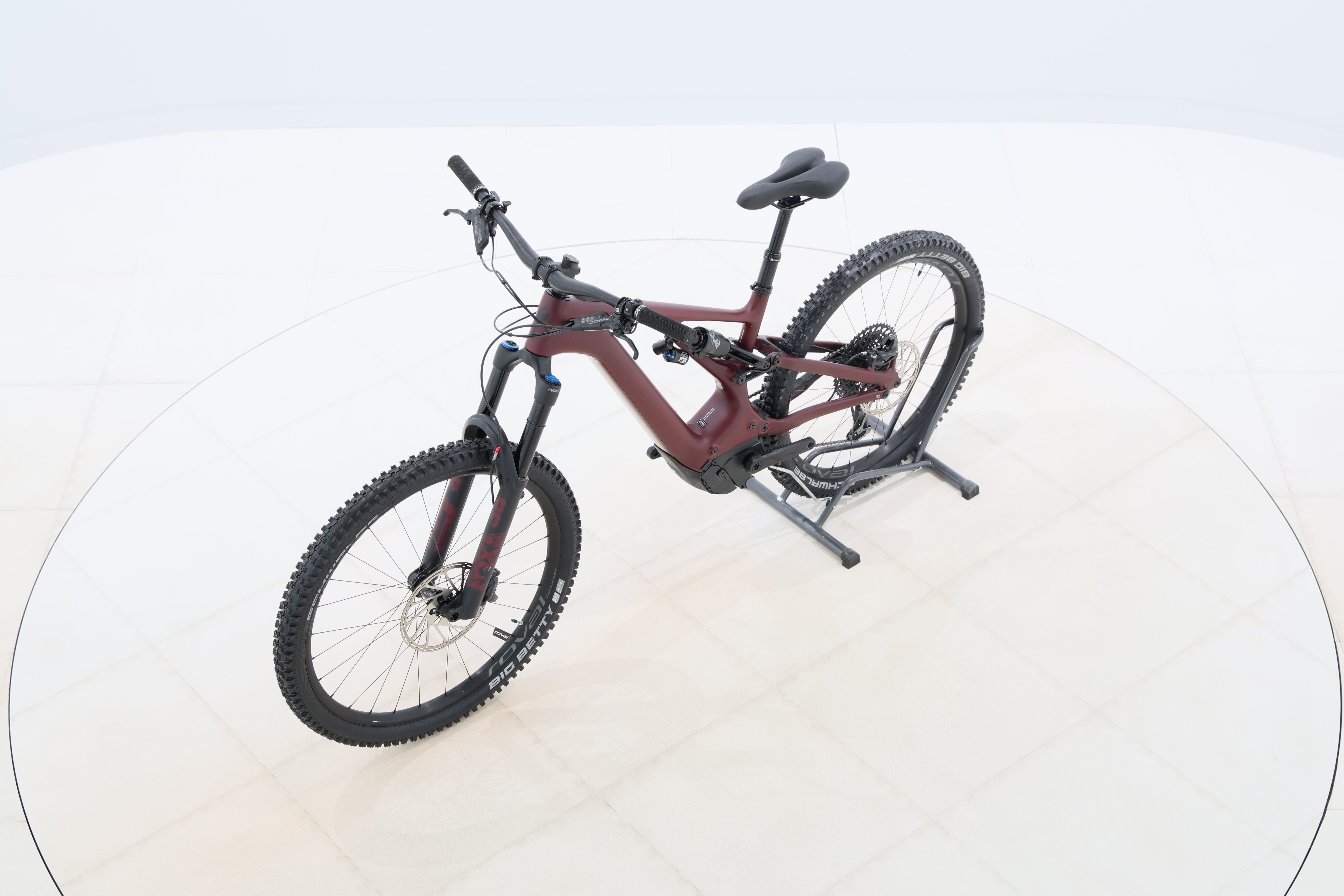 8a9a1da8-6914-41e3-b7cc-0859feb7e005