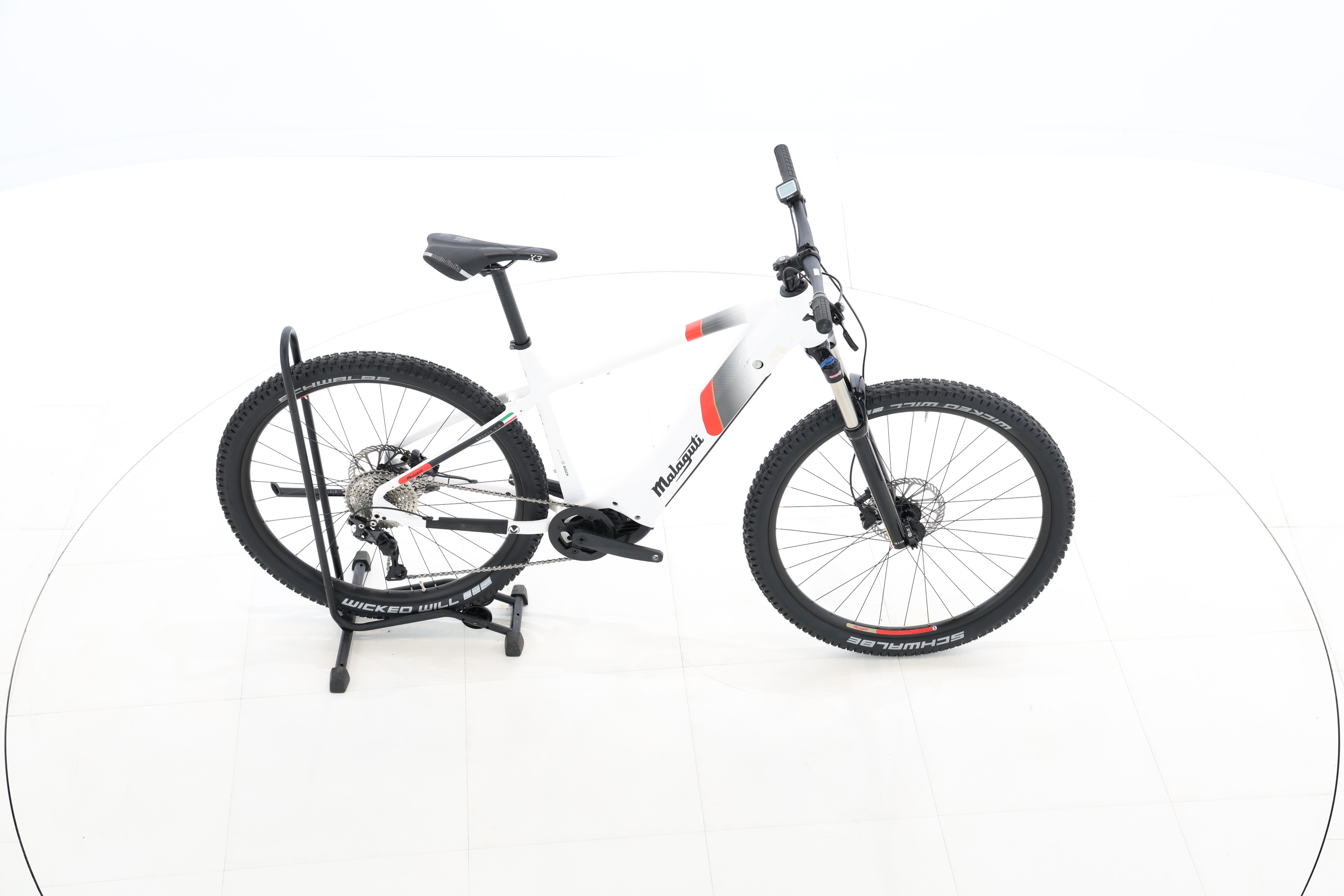 d162d83e-2226-4c5b-913d-87cda3b881c9