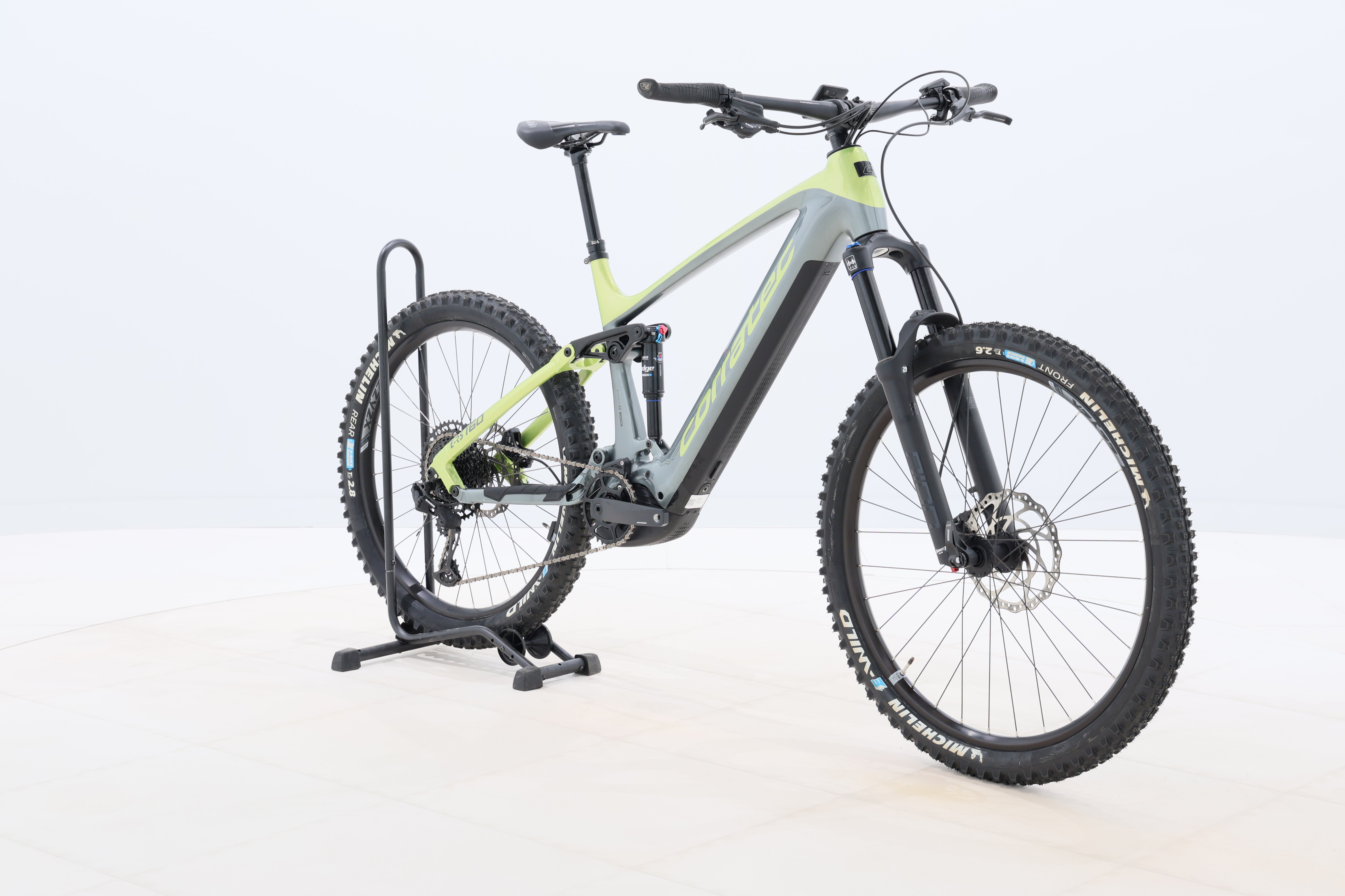 fab7e995-4e9d-4140-9d16-e87d747e85c9