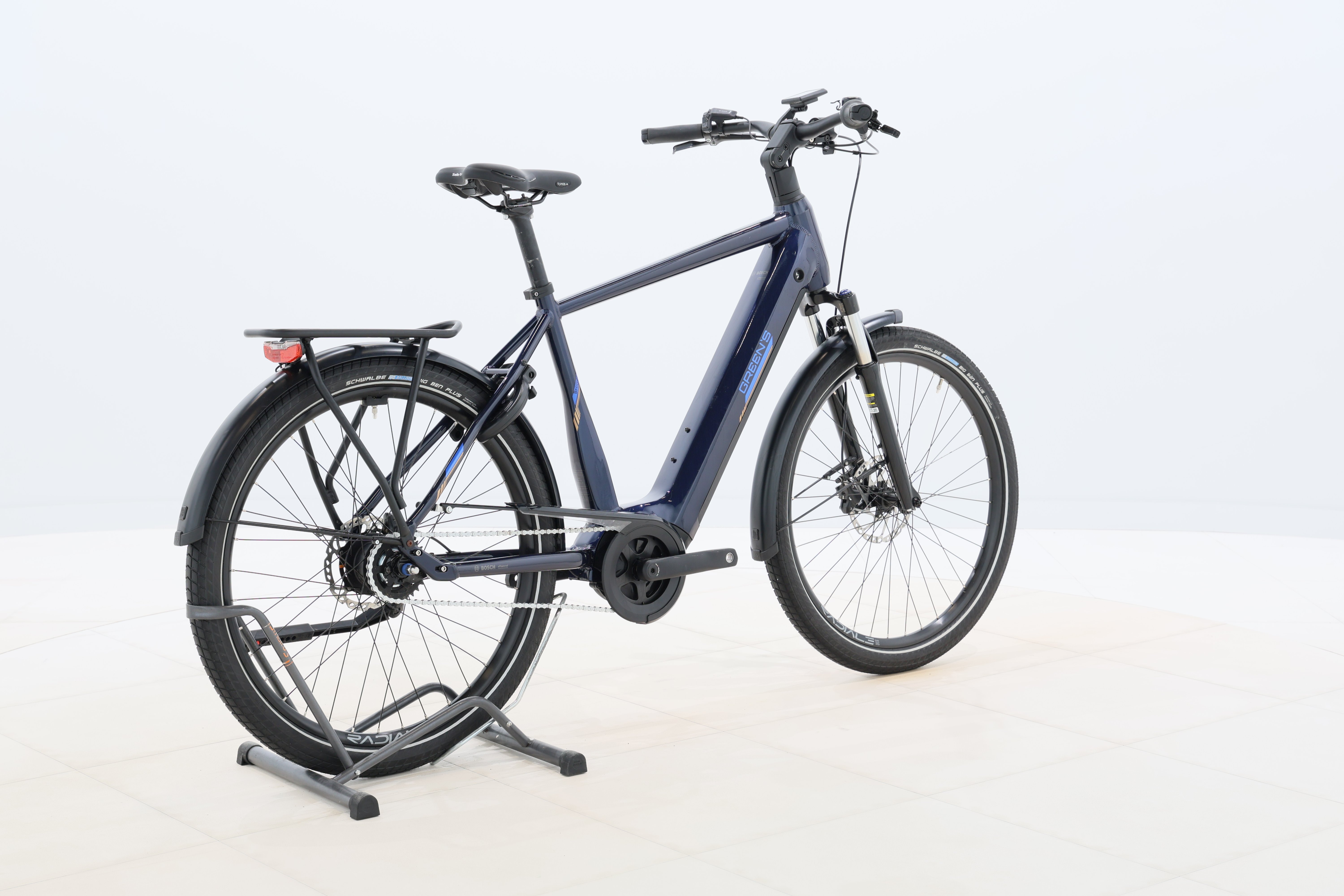 b513fe36-1029-48f1-ac17-82c8a116b123