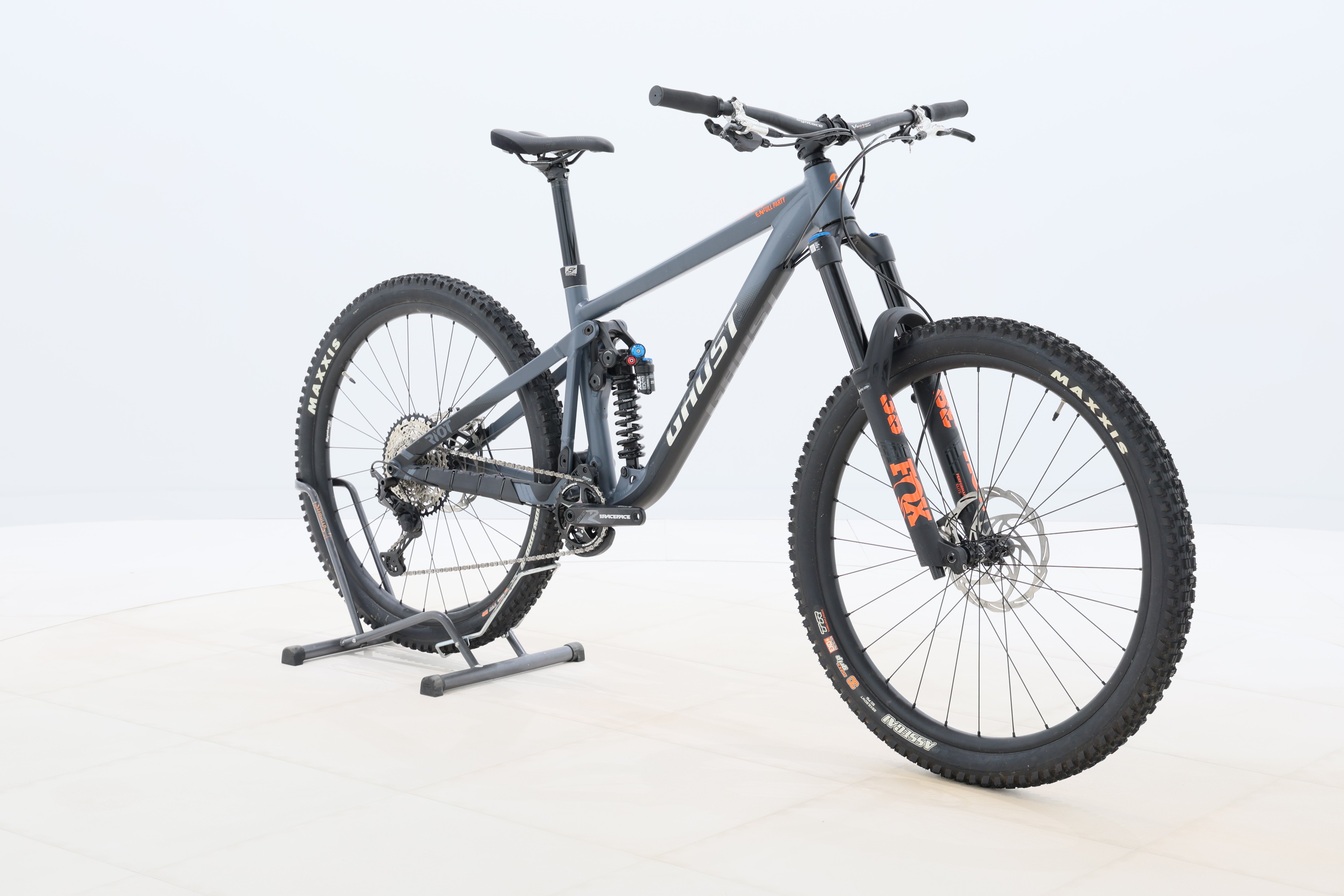 f4a1708f-d473-472d-a93f-e787af6eb90e