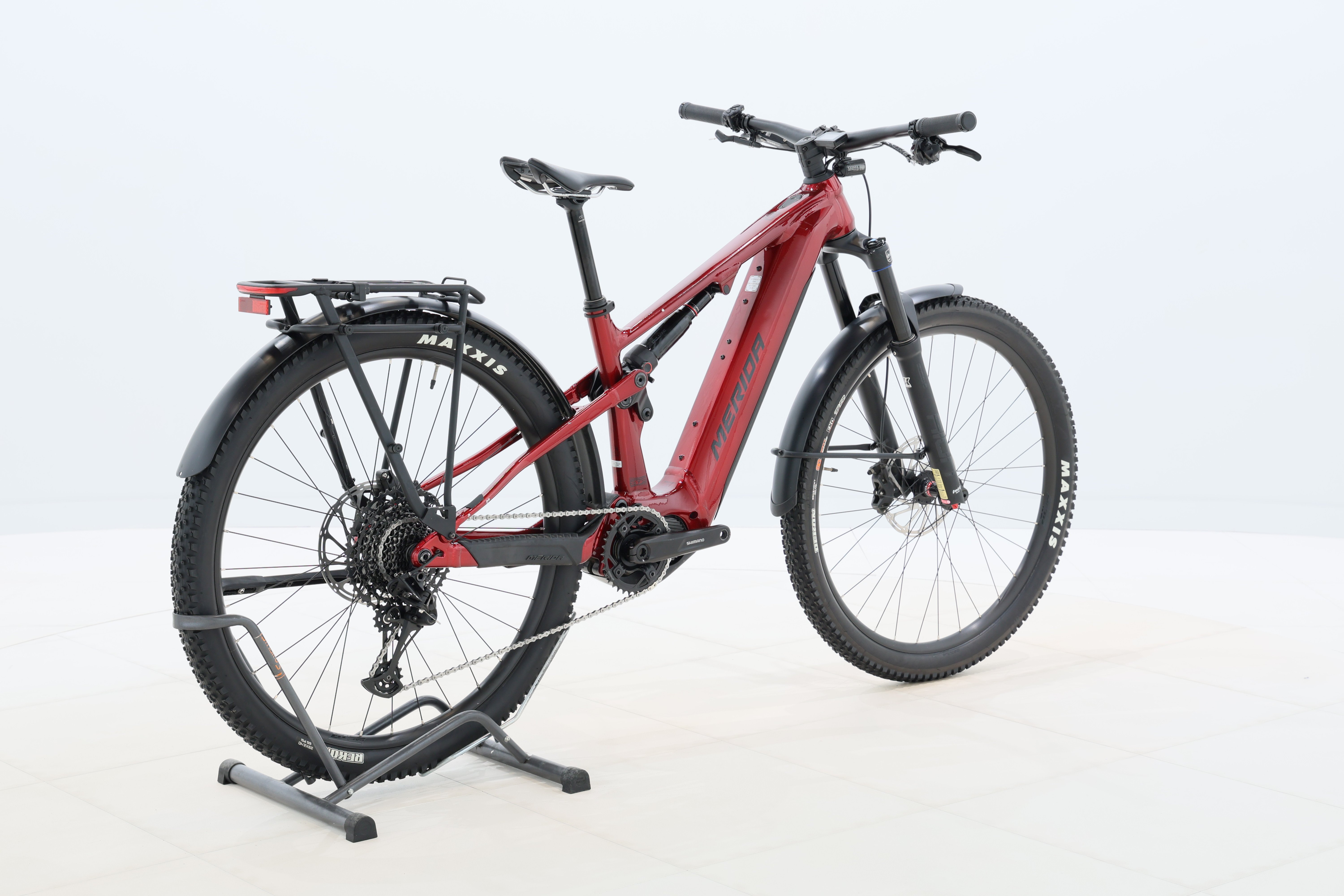 e8b75938-ef05-4664-a9ec-c72c8945f963