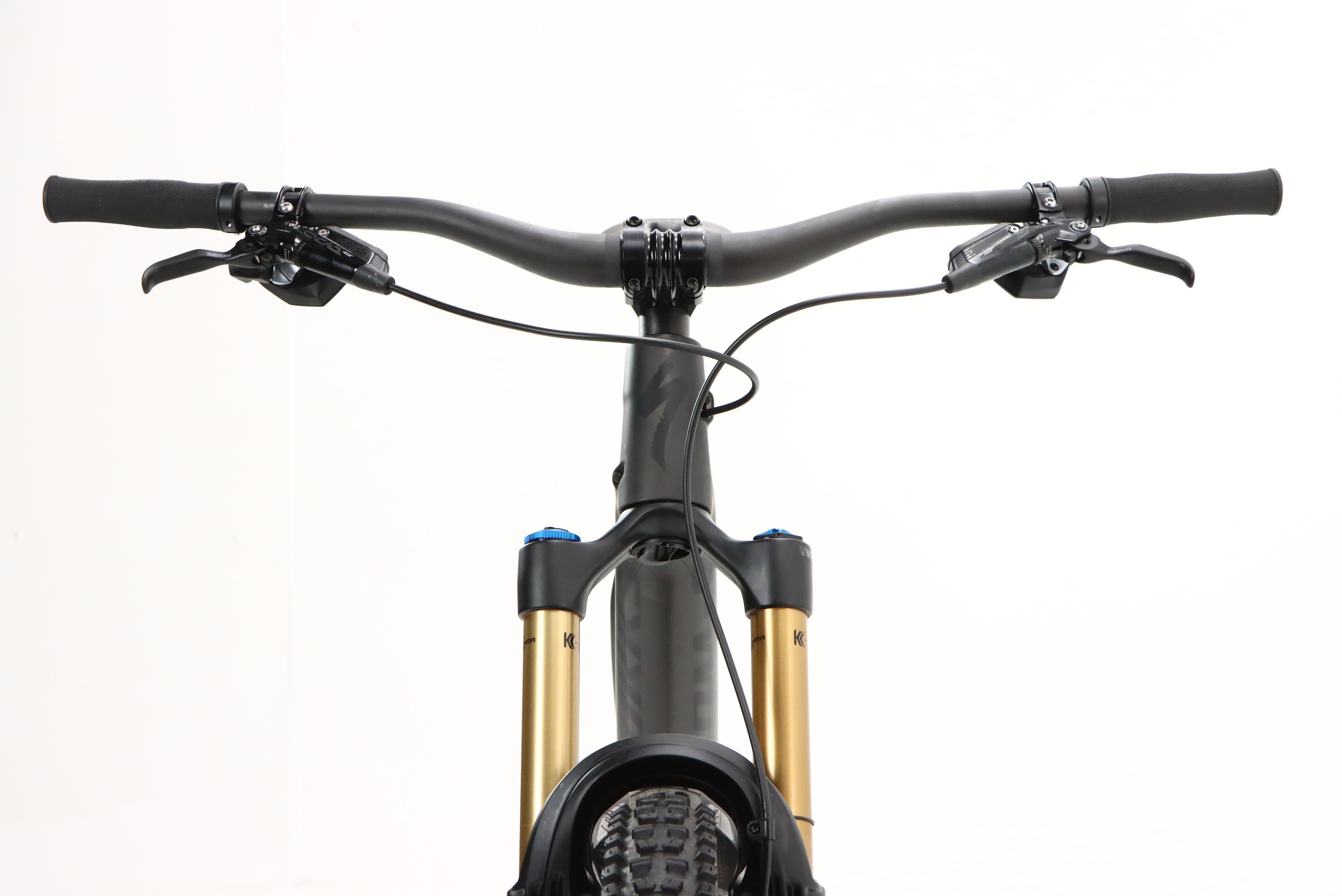 a221d0a6-47e5-4594-8518-c3794c39055c