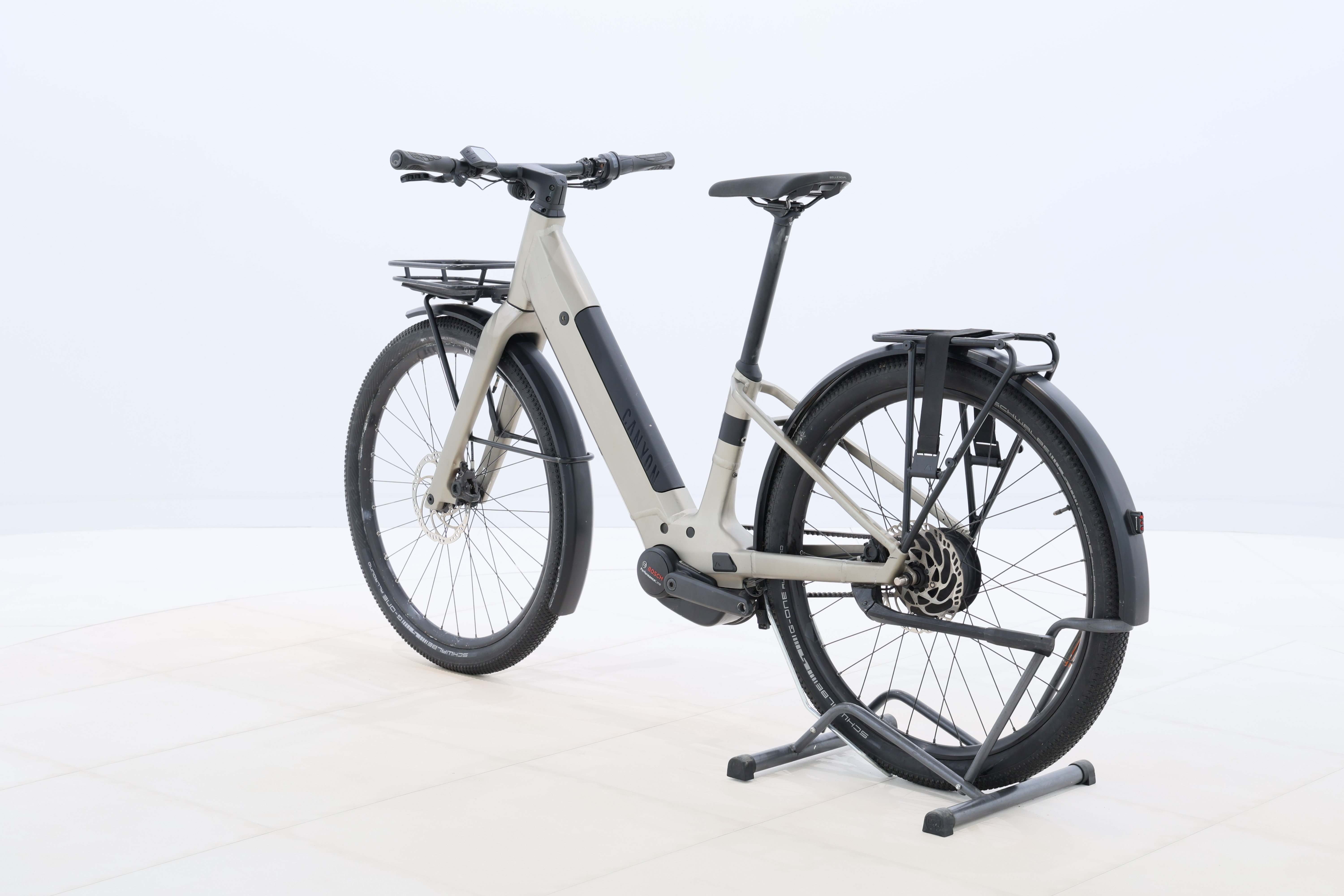 dcdc09e8-debf-4e4a-80d4-d79c63b66277