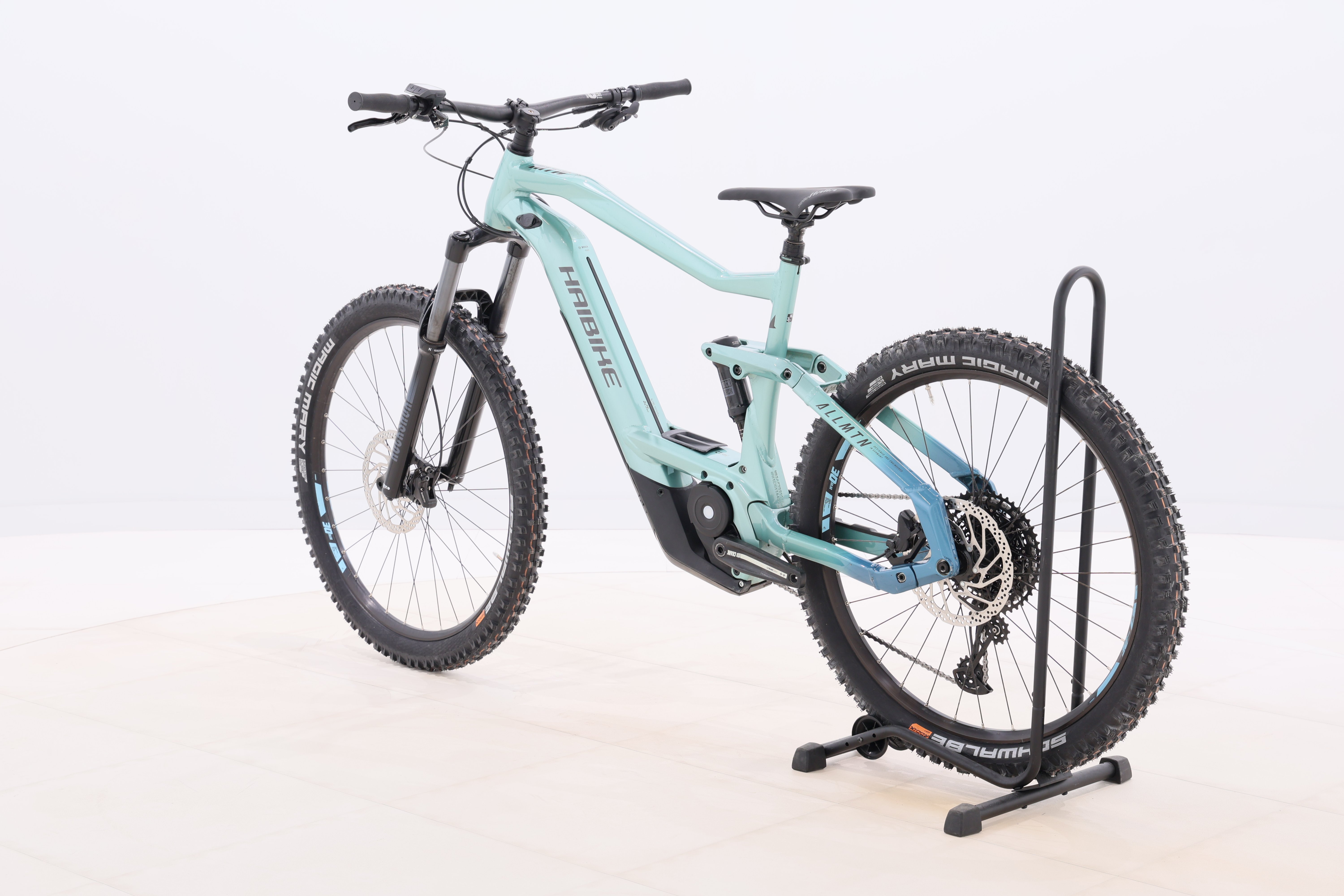 e252f6ca-abb9-42c6-8beb-71c6696c14cd