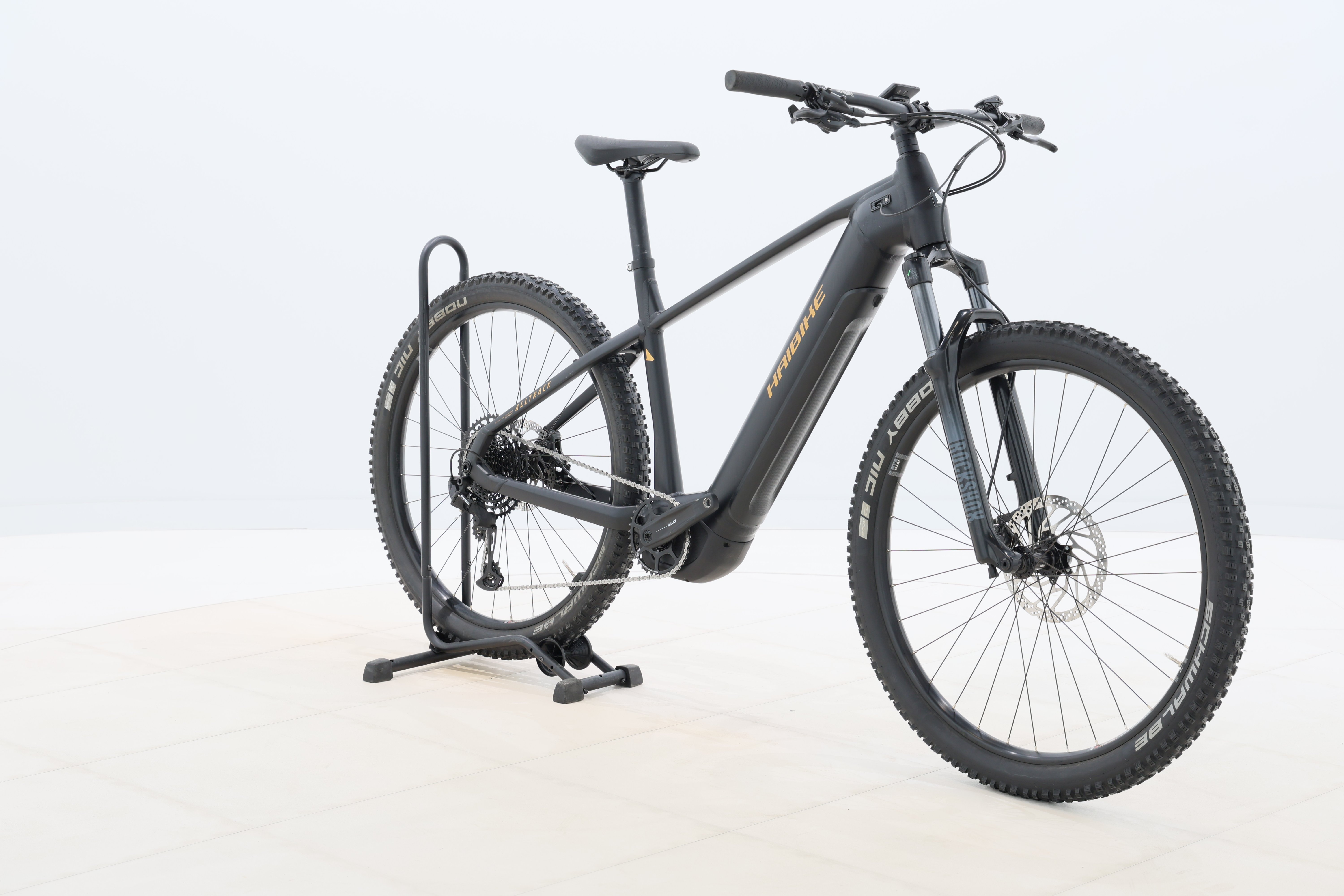 f397668a-e6fc-4970-ac6d-7588ed41cd0f