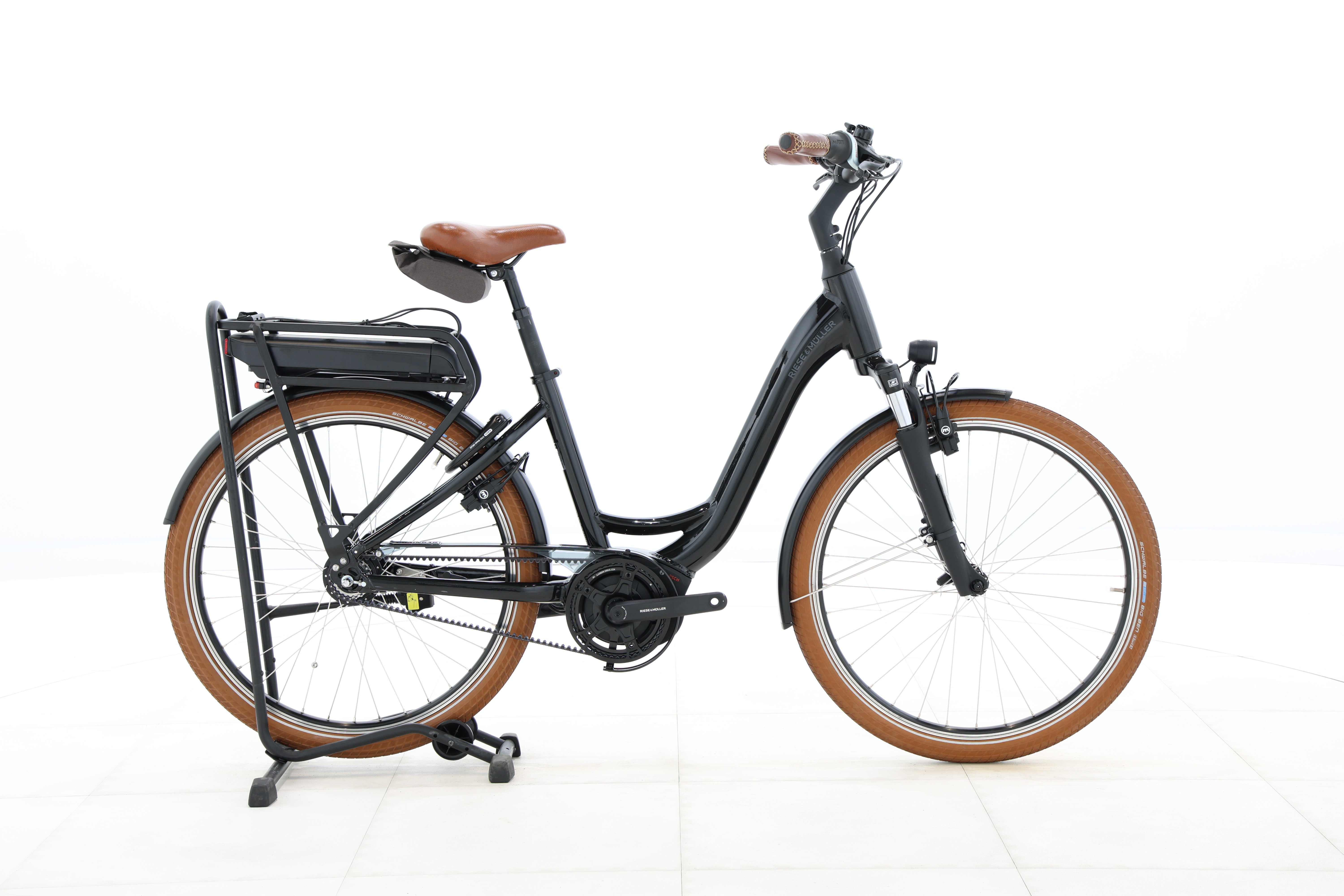 f70bb326-0fa3-42f8-b2f6-2851a6c0c648