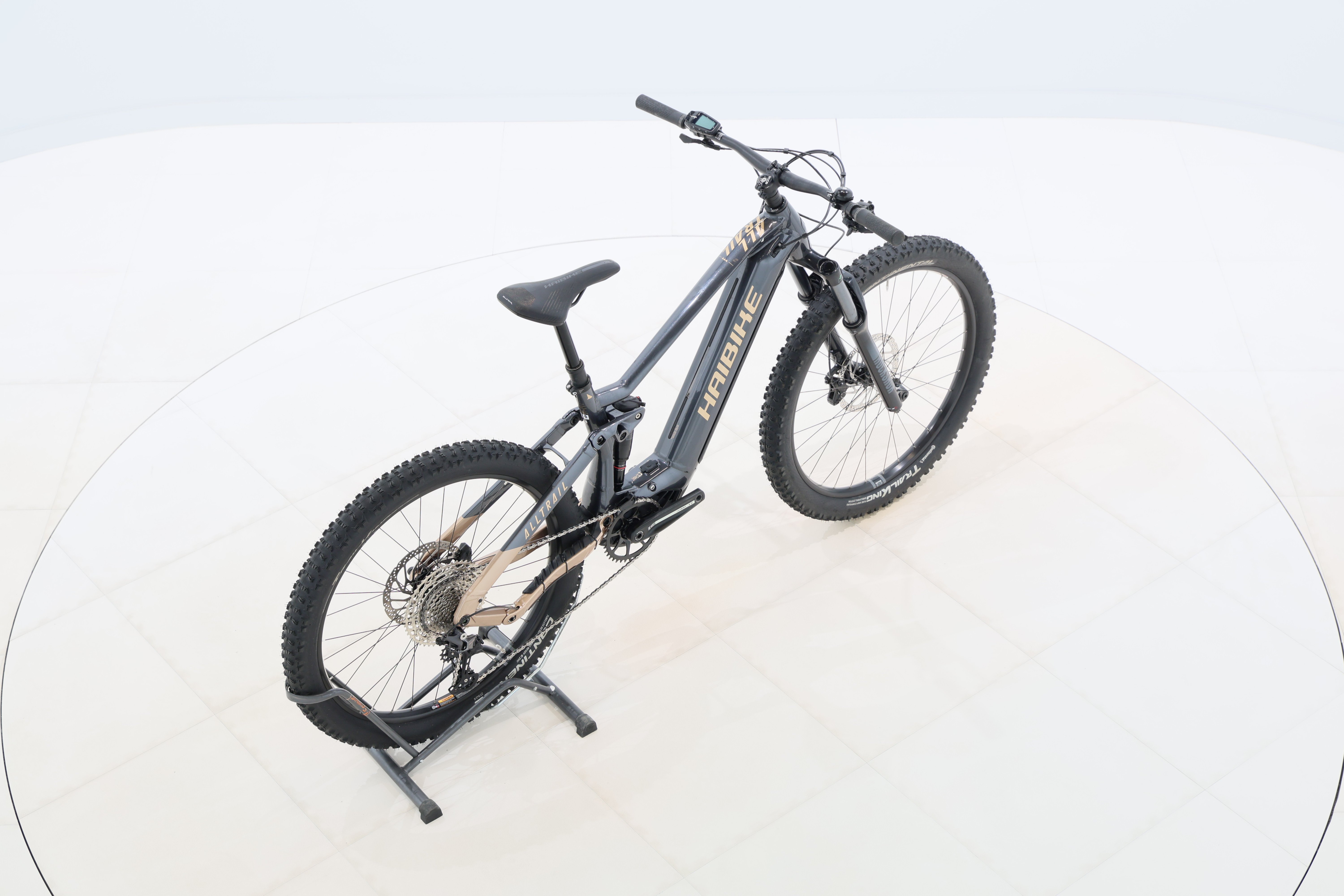 ea625a16-ade4-48d8-92b0-58891261a301