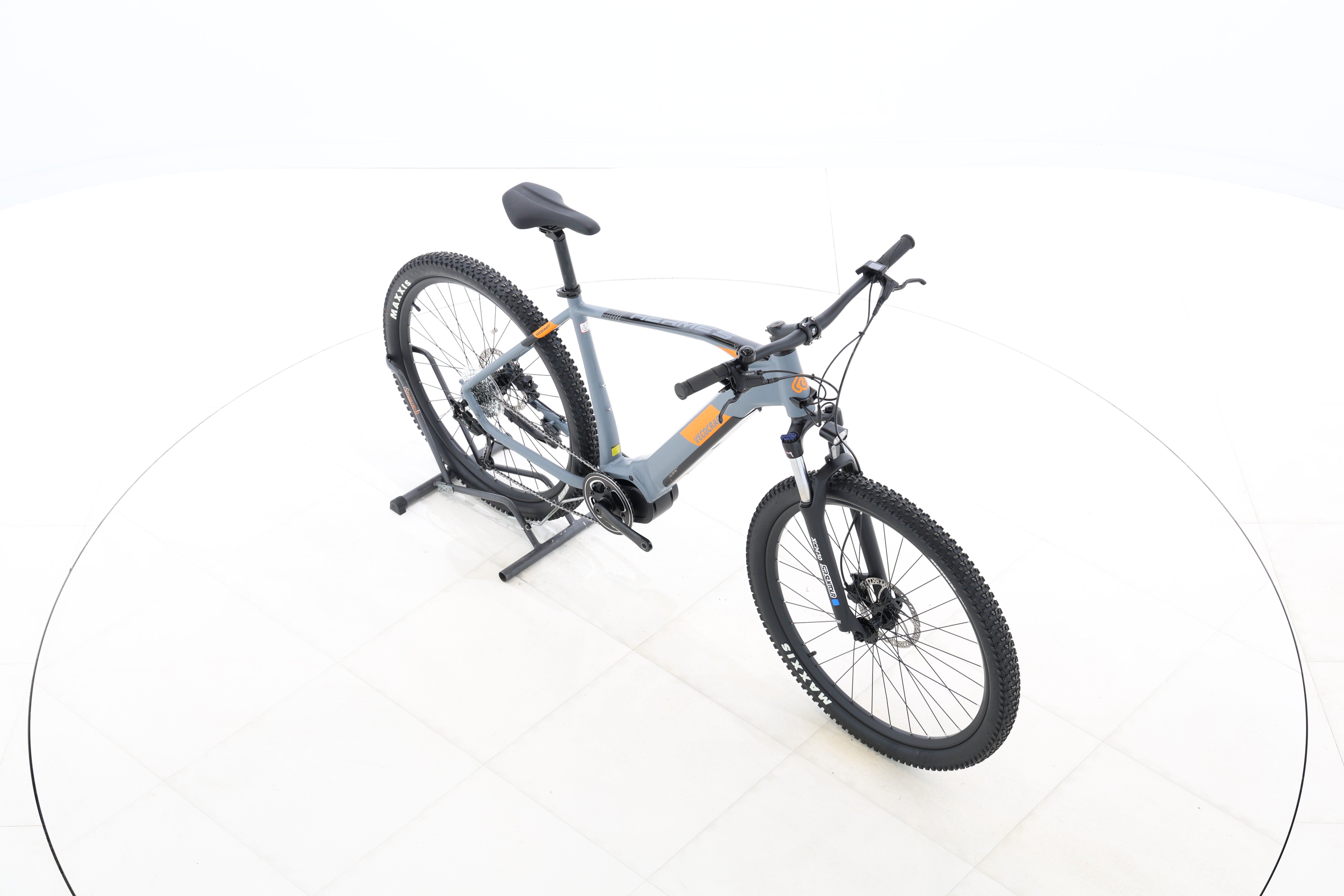 c41d3a90-d379-4f6e-9646-ef79e44b5816