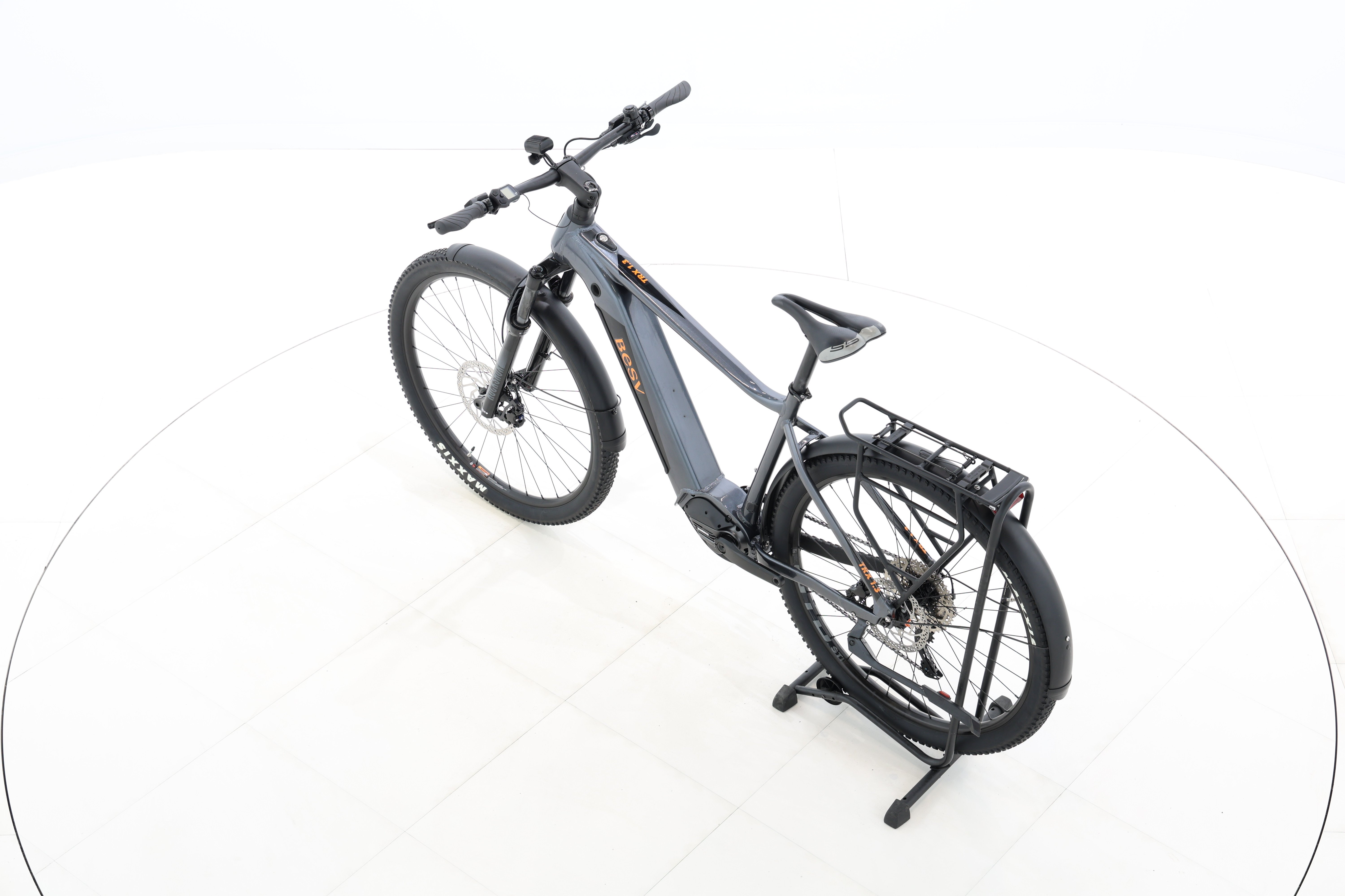 f300cdcd-2fea-4d19-8935-def7b5e5f5e7