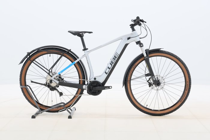 Cube REACTION HYBRID PERFORMANCE 500 2022