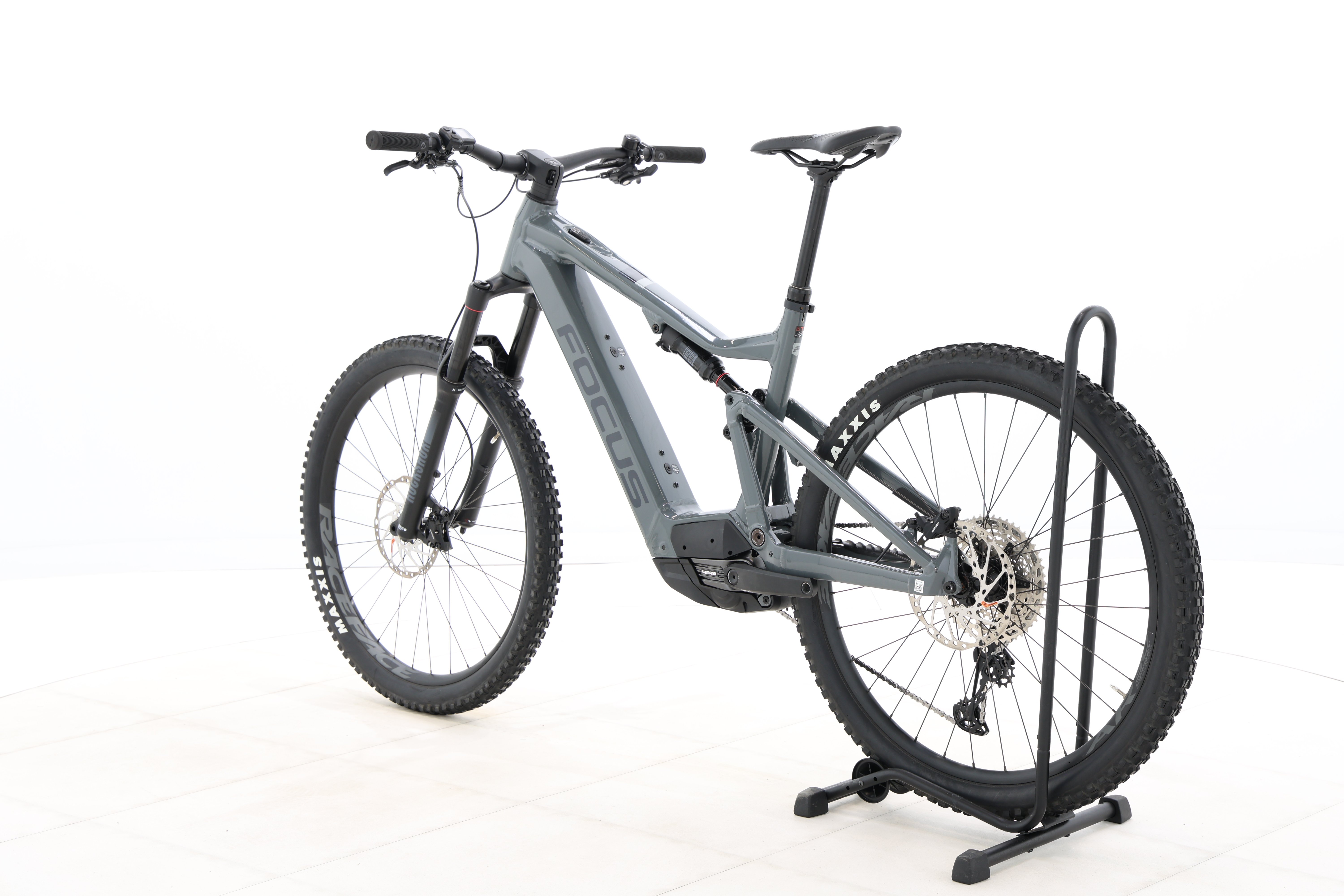 3ad468b8-130b-49f4-ae10-5409fede719f