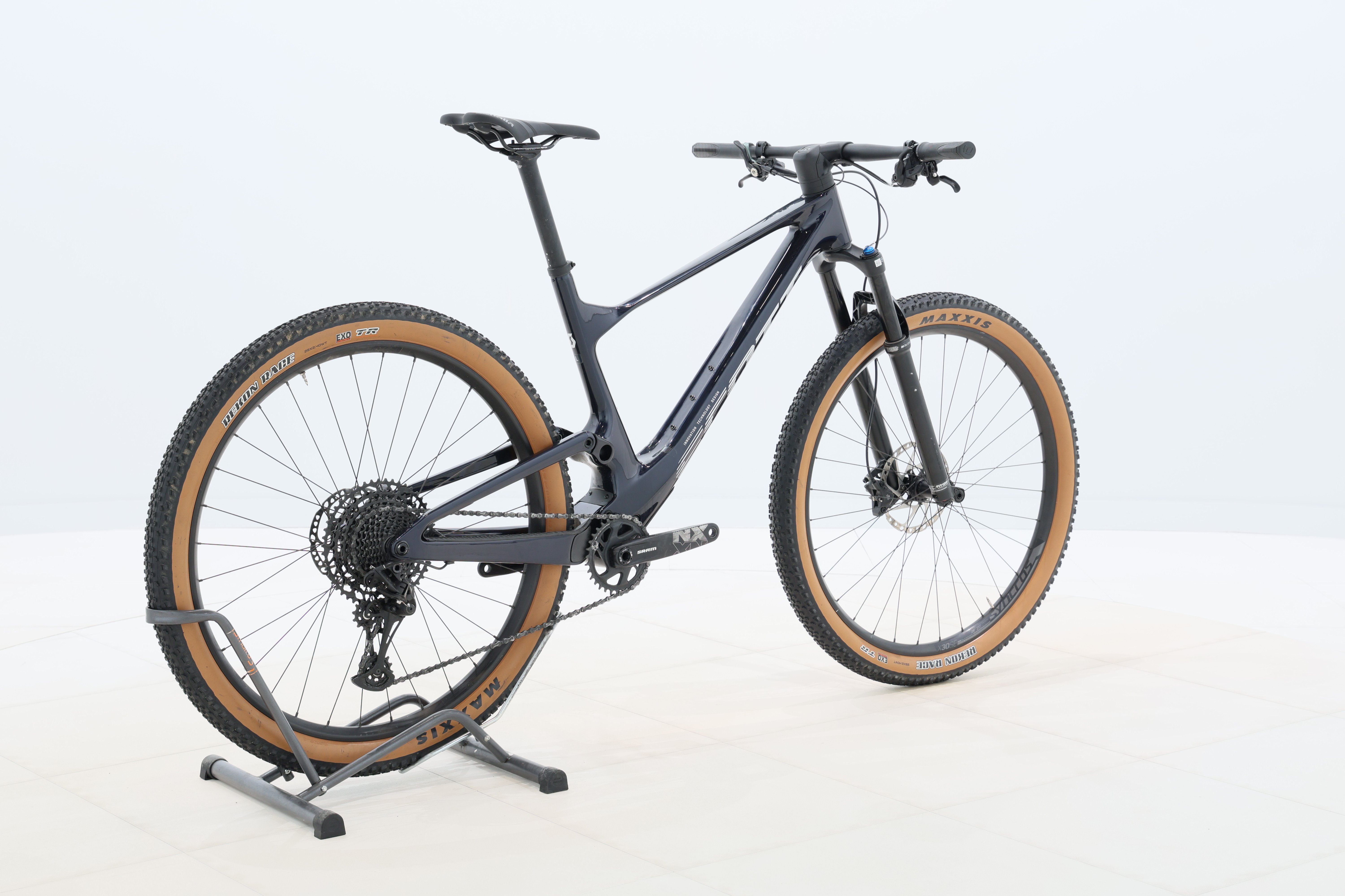 dca4f448-ff30-42d5-8ef4-3071a3ecc42d