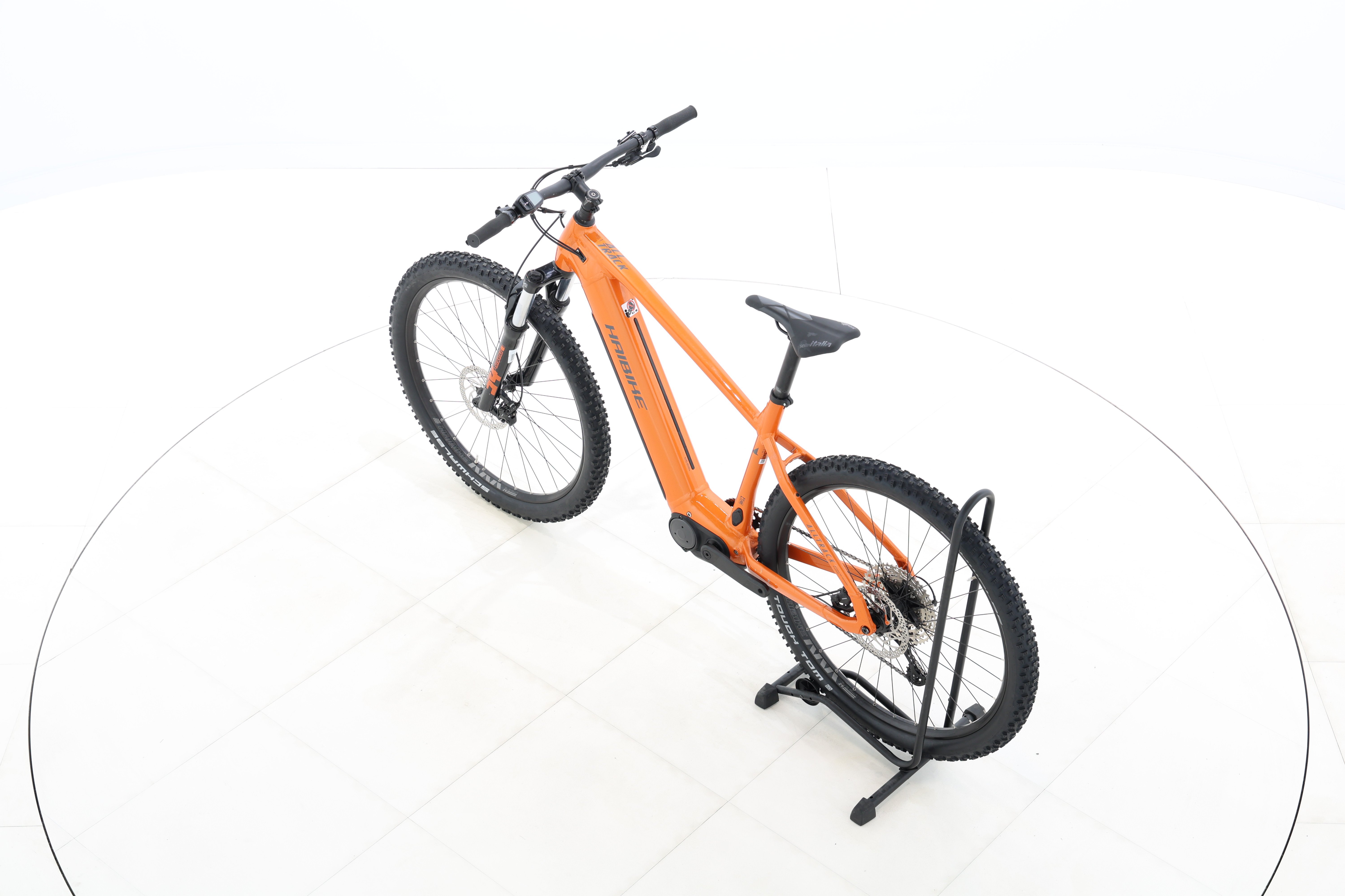 23c15cbf-0734-4428-be65-222300e24c04