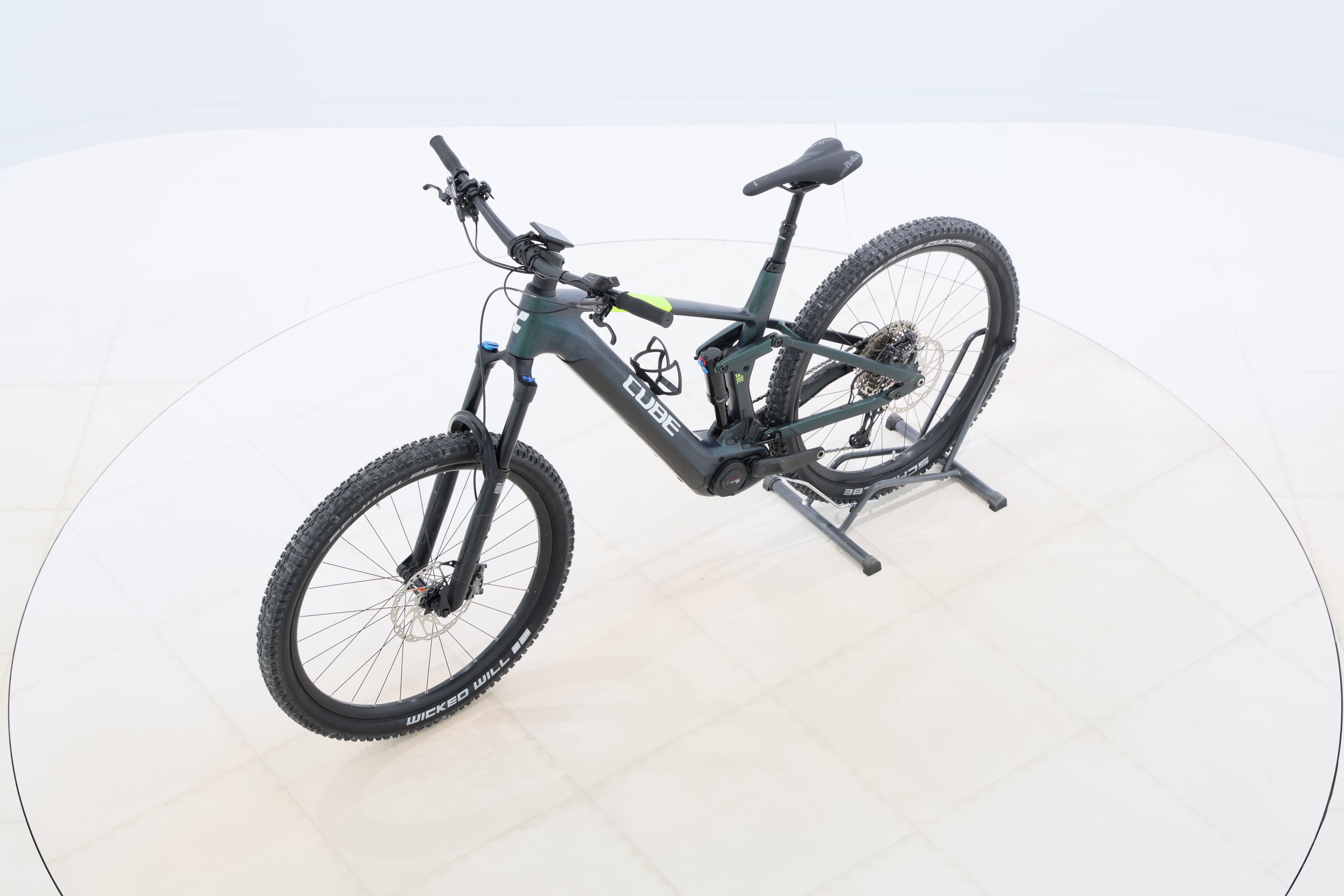 6b7956c3-4d76-482e-a102-7a24702851ab