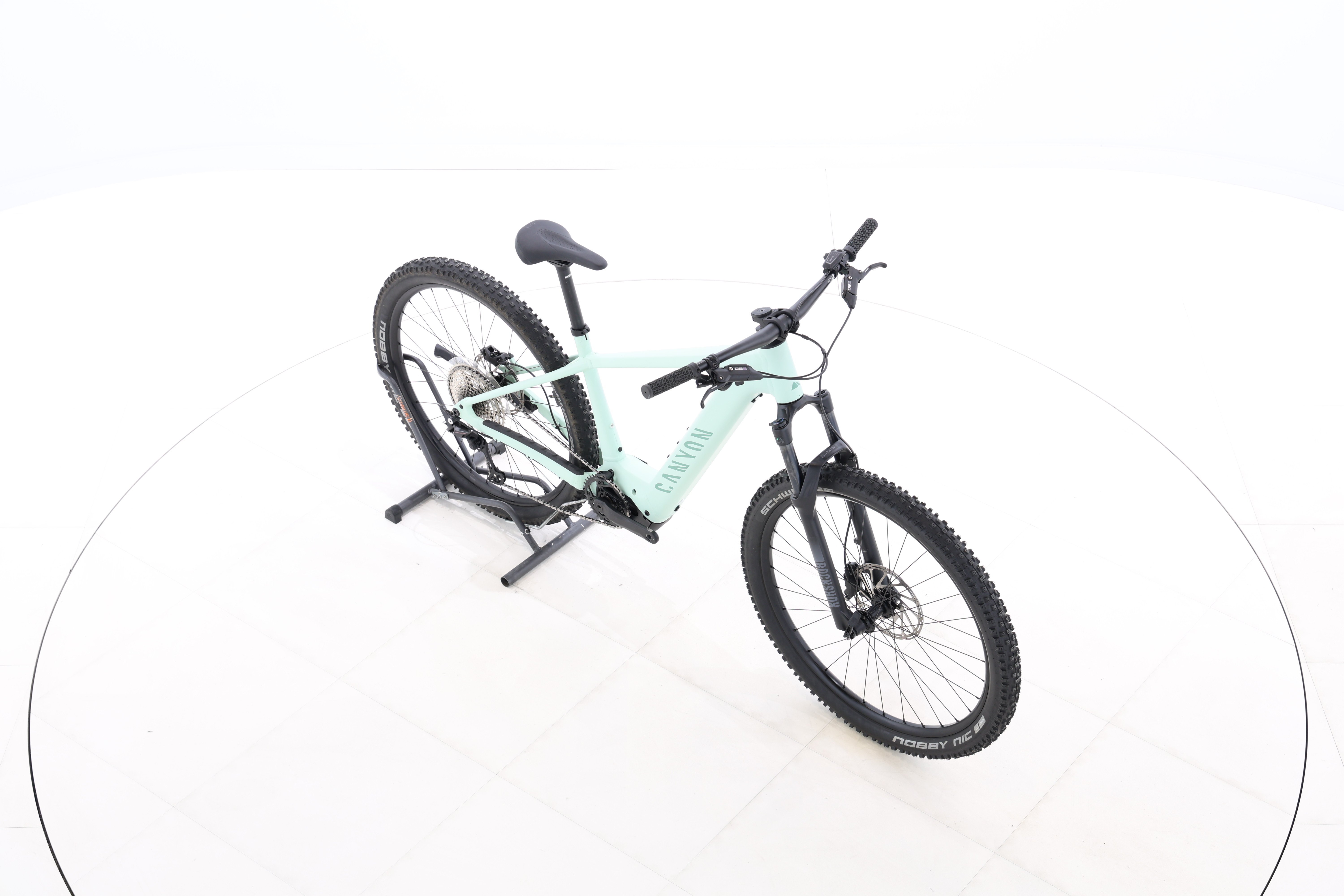 2fd8e4b1-7b37-48b7-b414-efe3691657e9