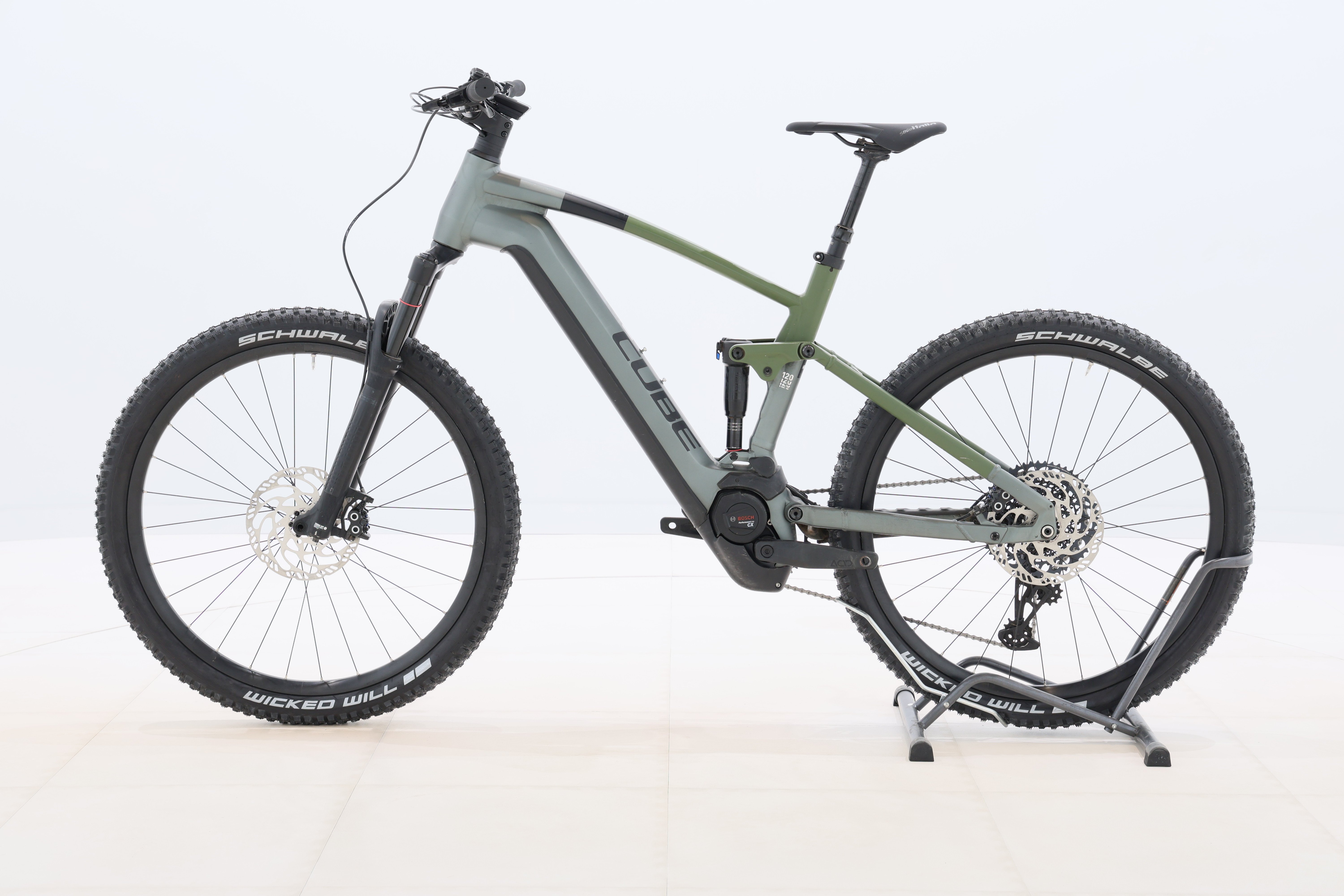 a2ce0853-b32f-4cd3-bb39-5b2aa8022592