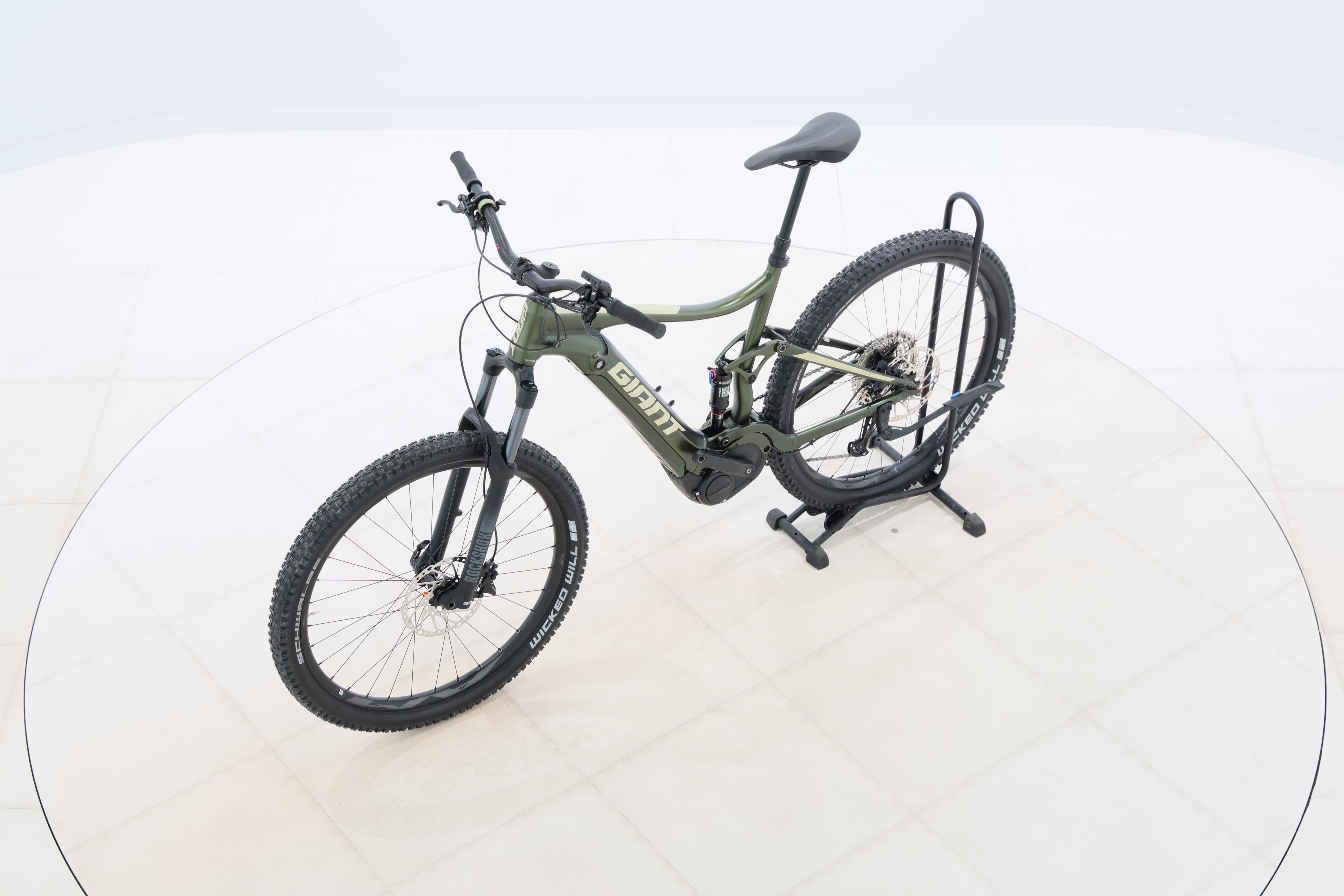 99e0b6ac-d20f-49bd-8f78-b39e567aee11