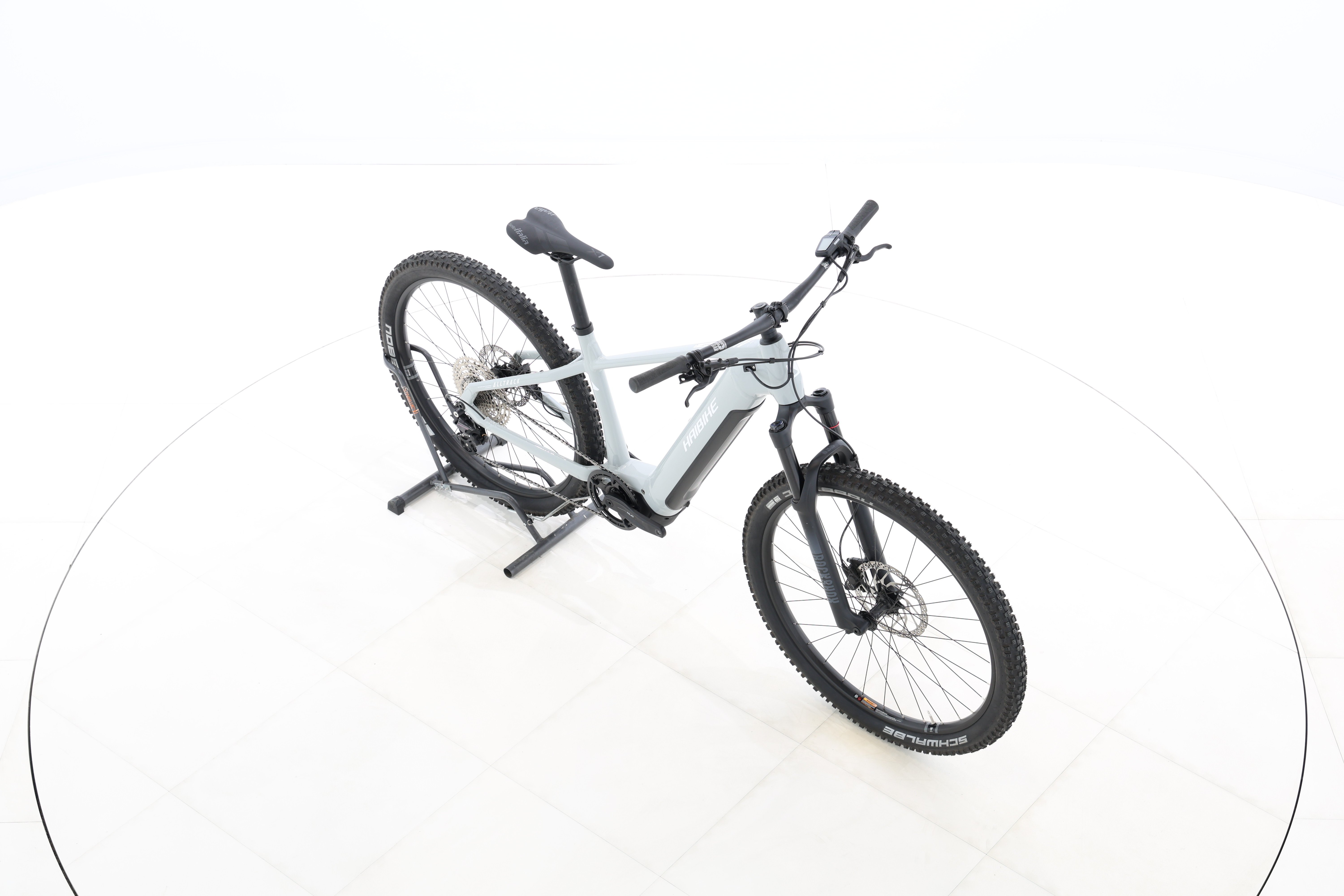 f2b4a30a-1b9b-46d2-8e96-7bdeef5e2740