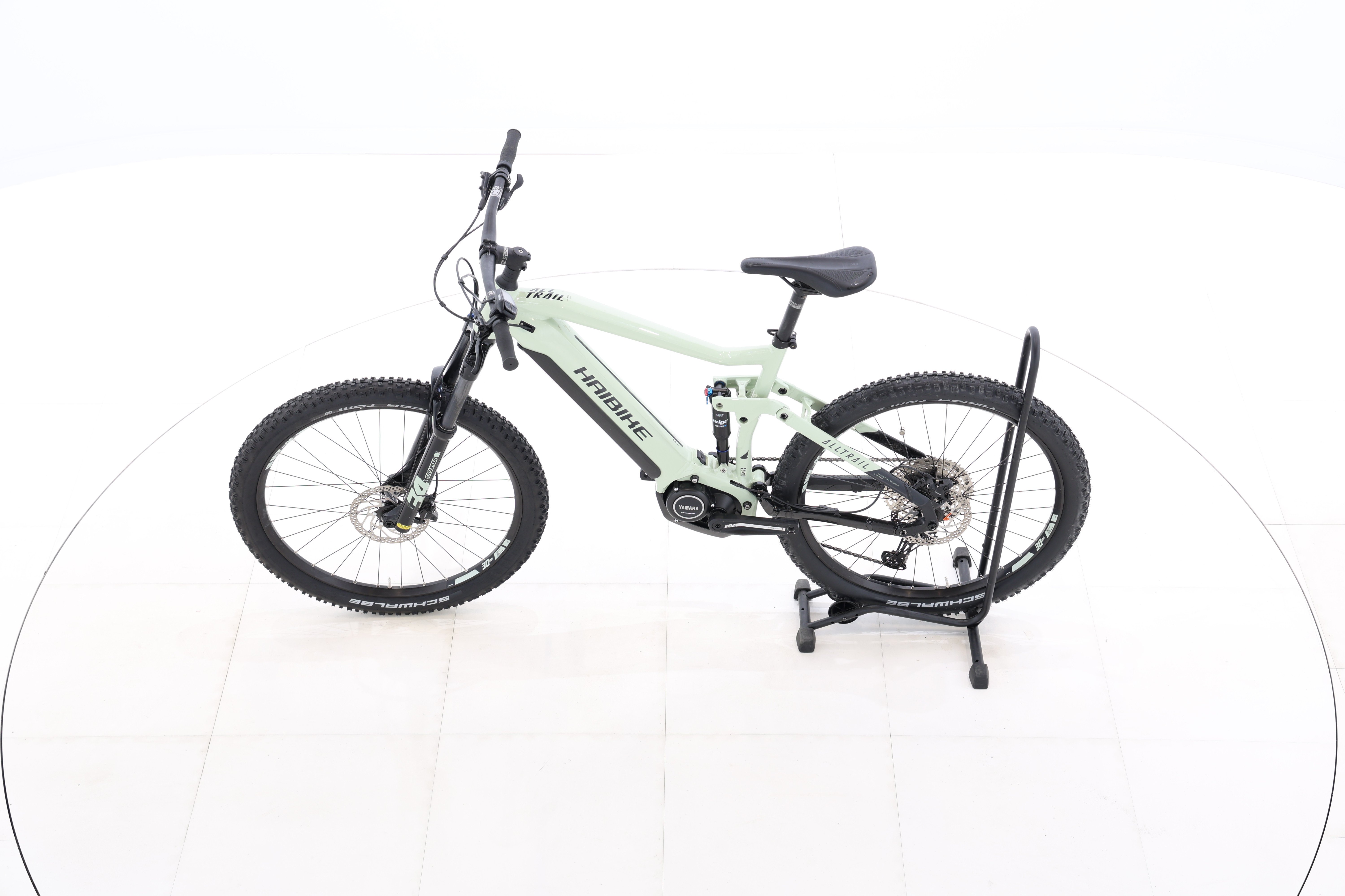 d46fba45-225d-4e29-aa81-9411e7f5e17f