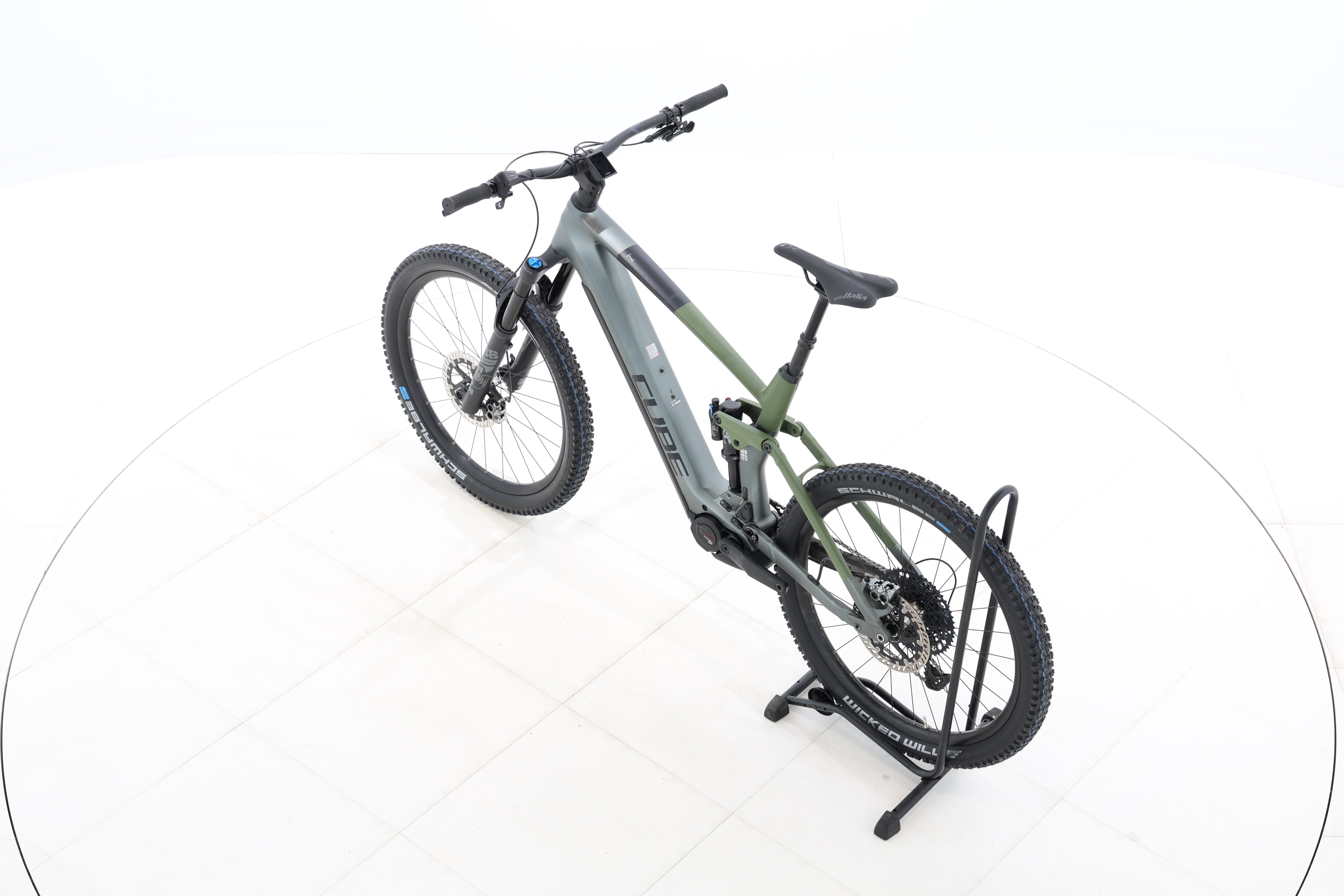 97da8d8c-d463-40cb-9bdf-82c62936b41b