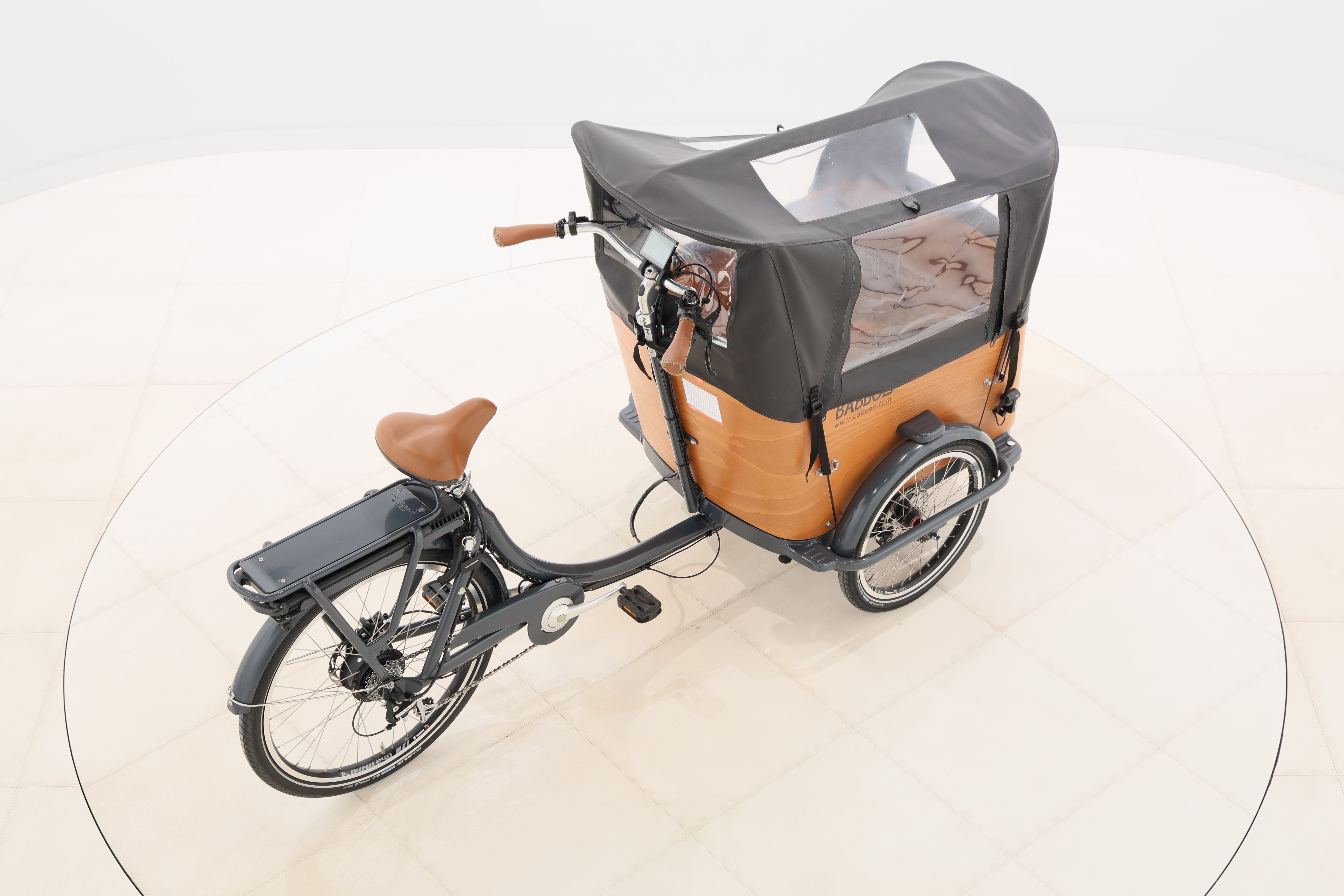 e056c0ca-5f3d-4a39-8310-cef23f2317af