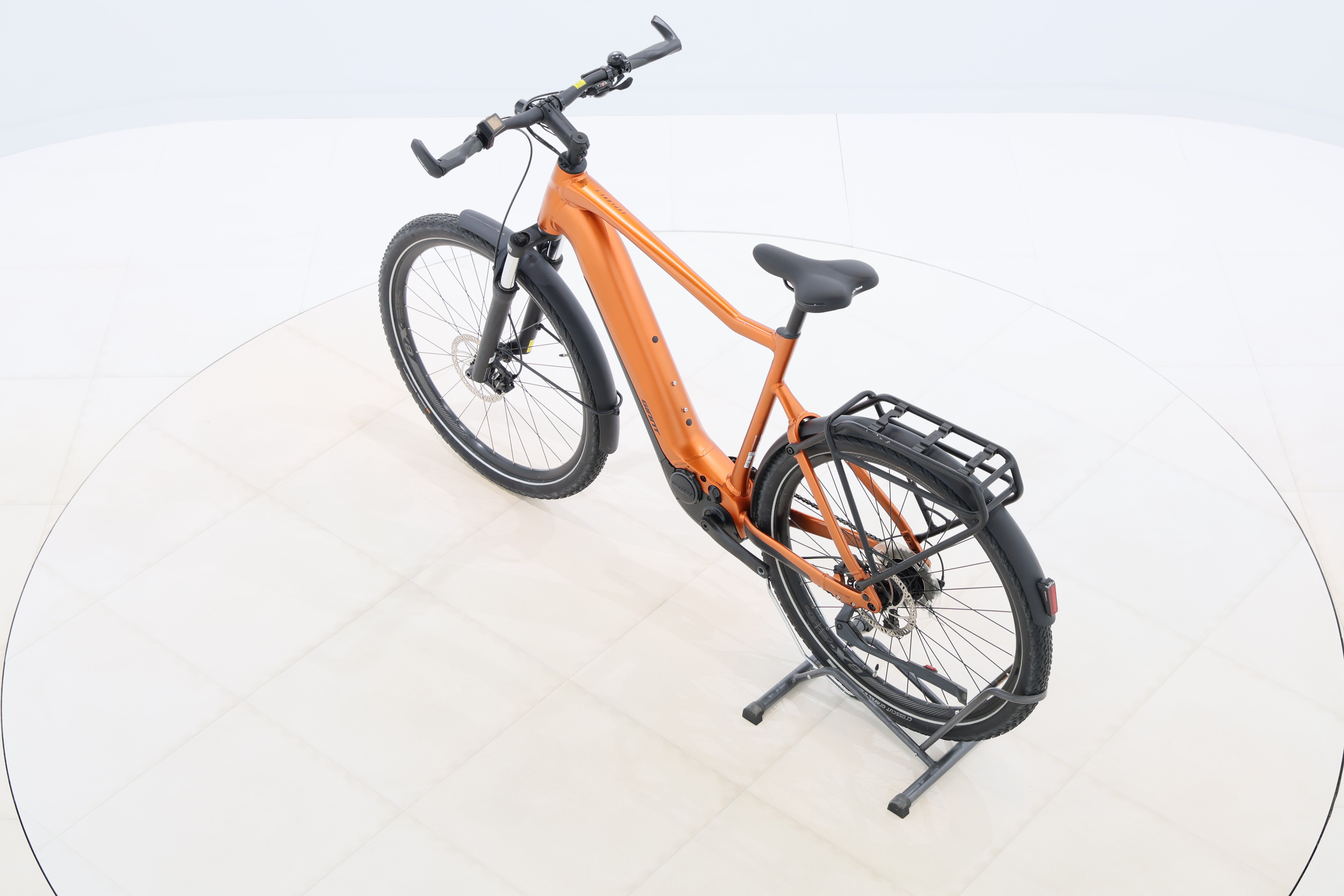 e64d19a3-4856-453b-90ad-e87e6233c97b