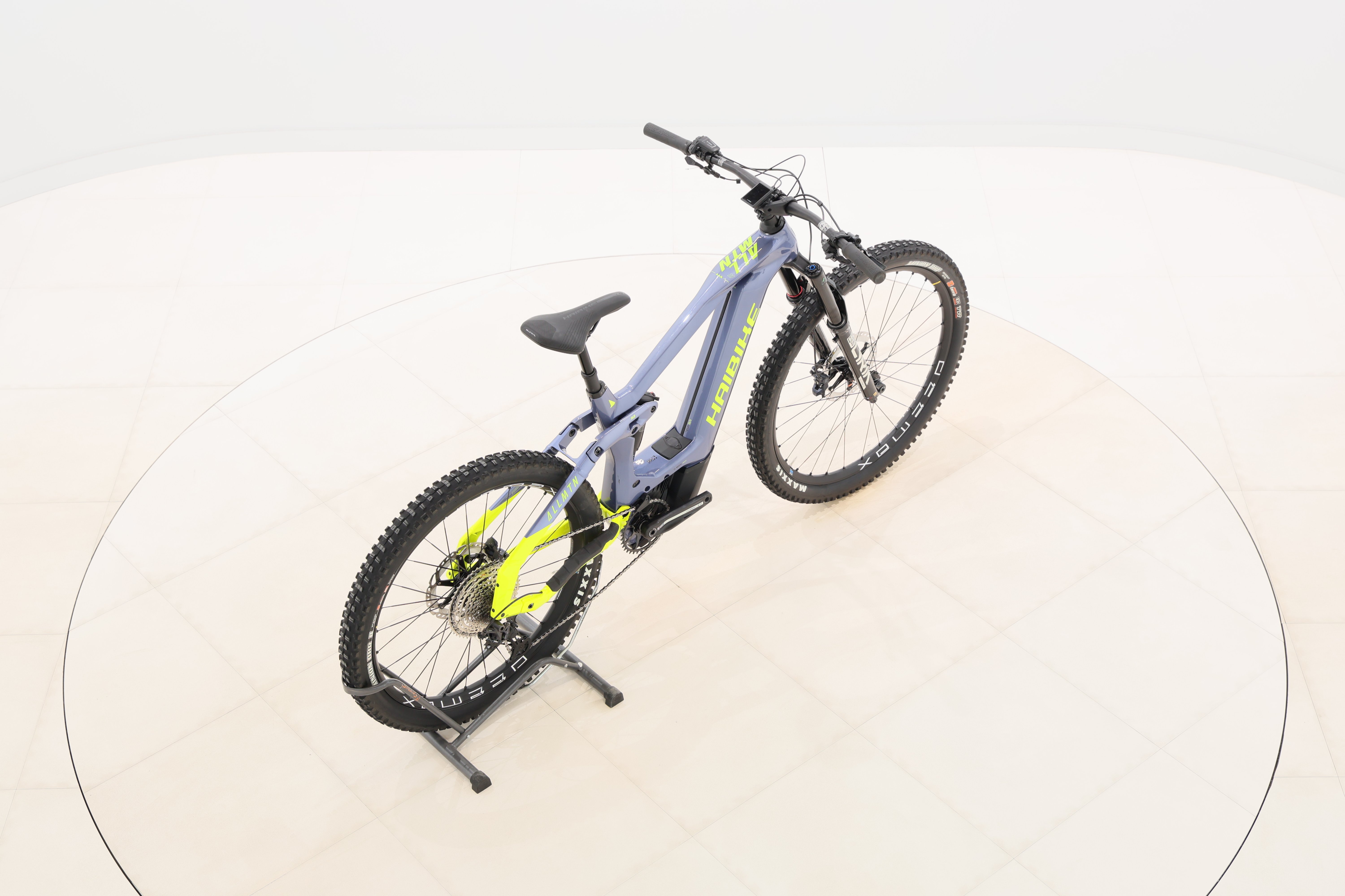 6f65e0a9-9c97-4f29-8cd5-b11d2ca6a75d